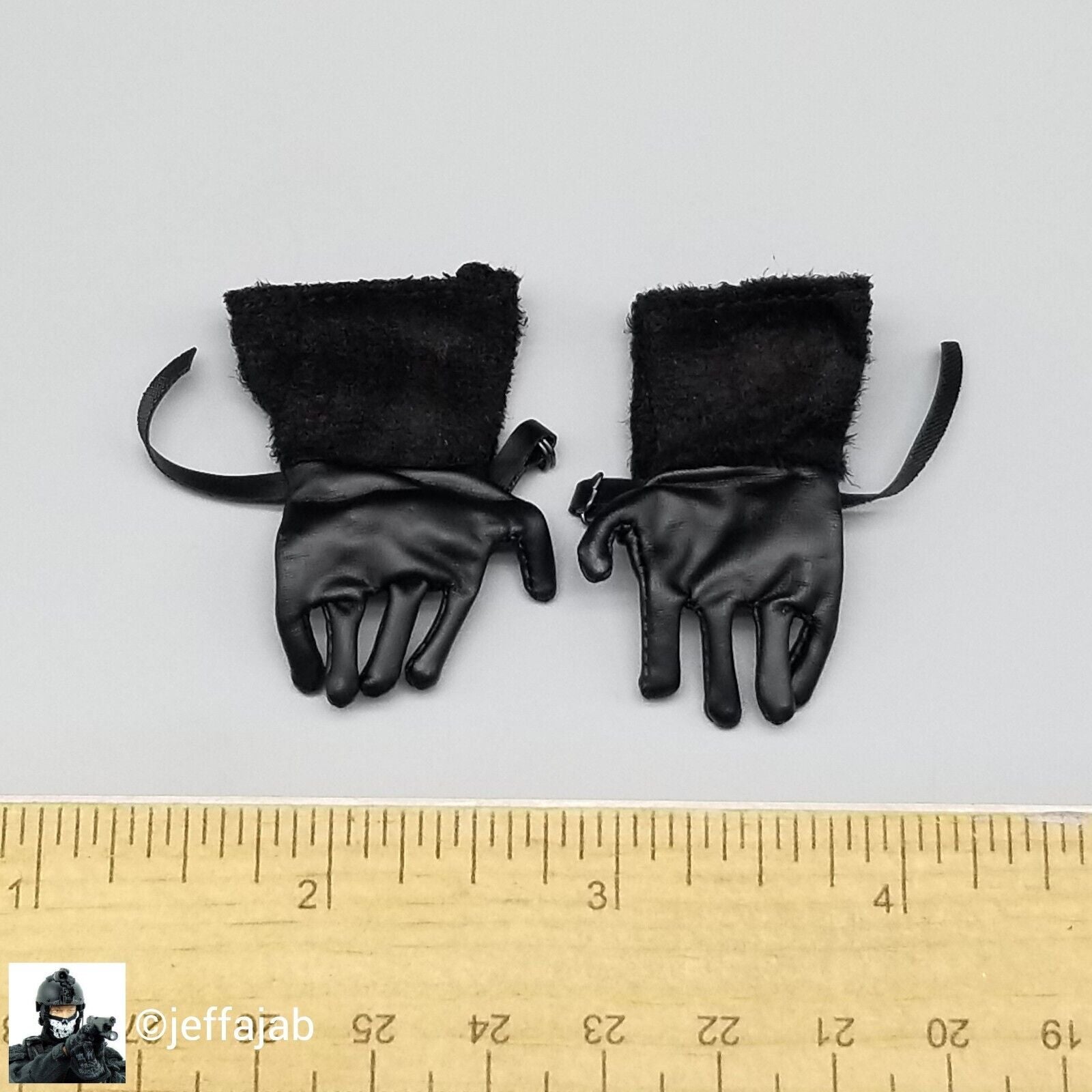 1:6 FacePoolFigure Female Russian Tanker Leather Gloves 12" FP-005A
