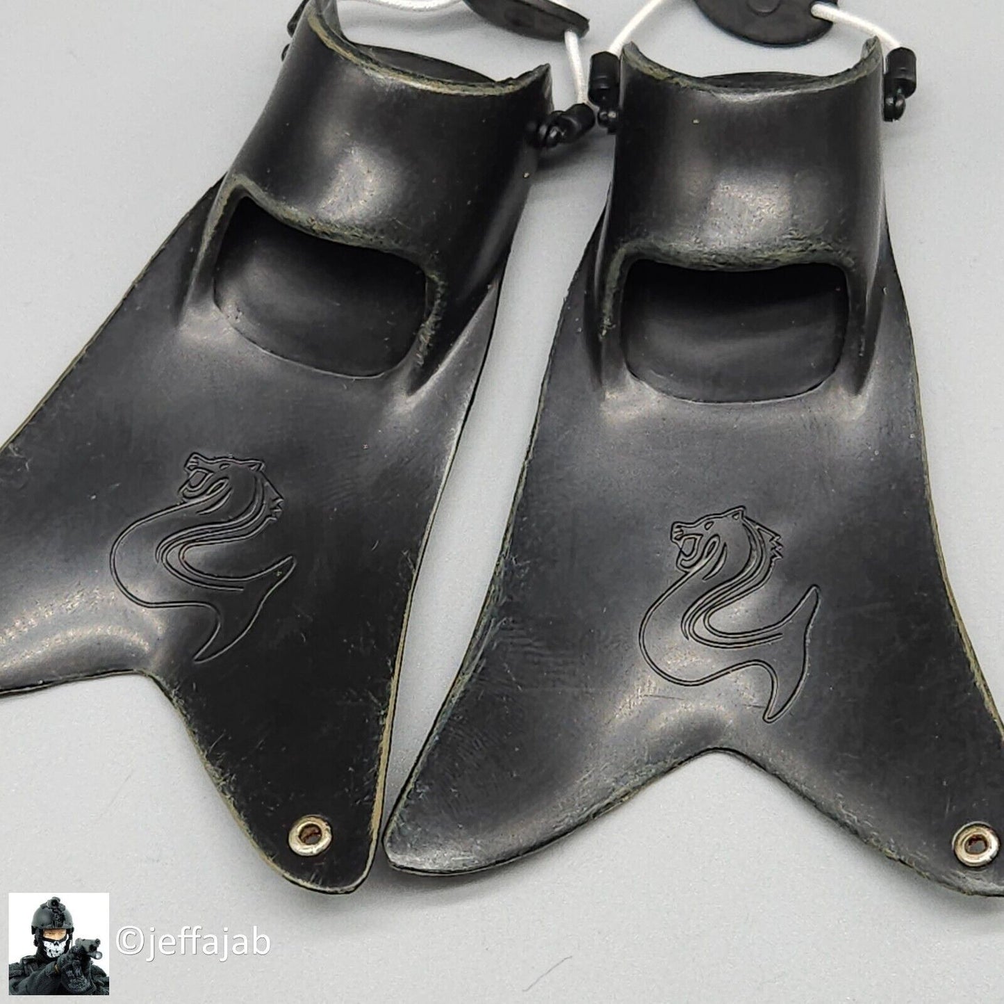 1:6 Hot Toys Navy SEAL UDT SCUBA Diving Fins for 12" Figures