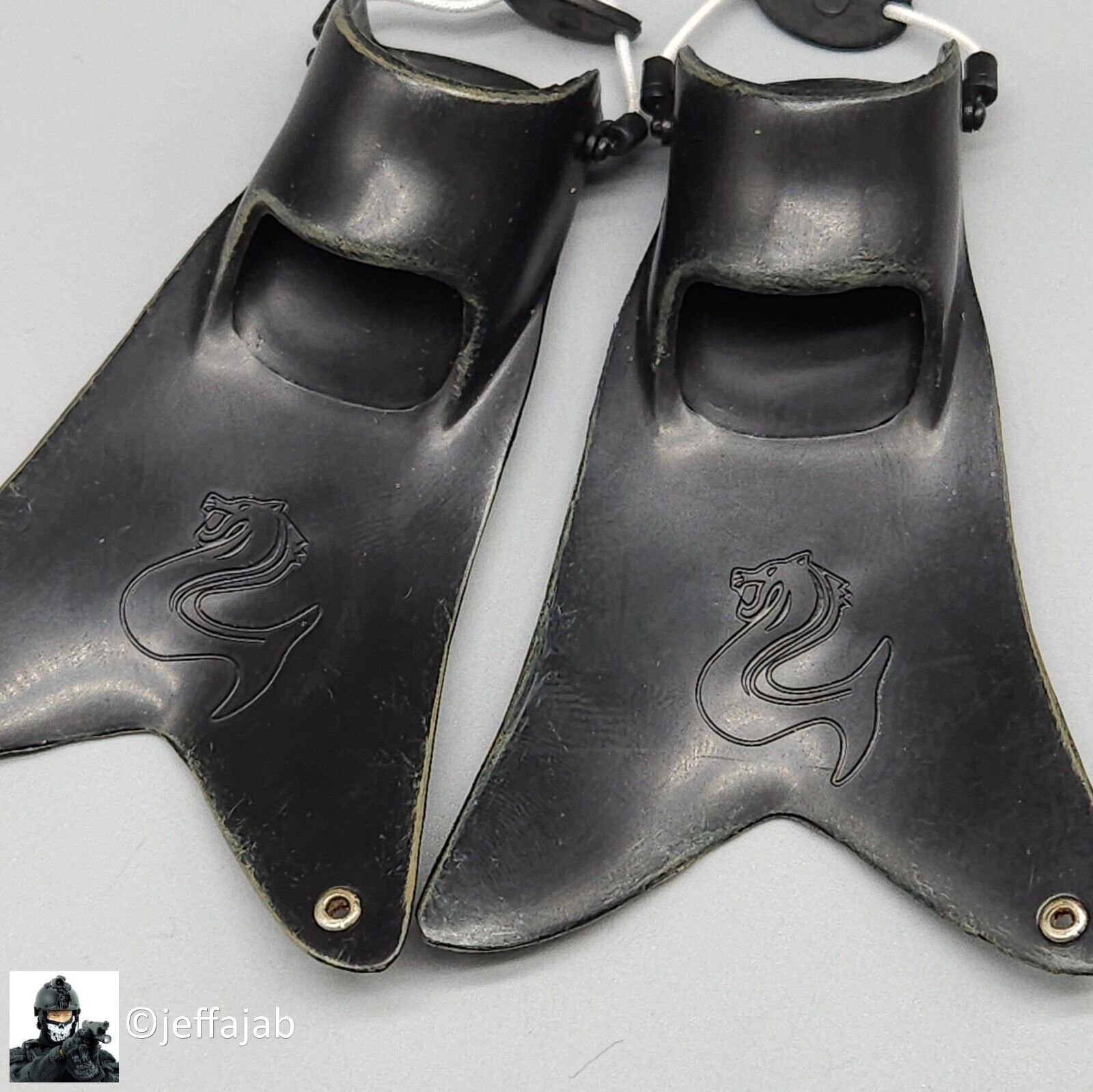 1:6 Hot Toys Navy SEAL UDT SCUBA Diving Fins for 12" Figures