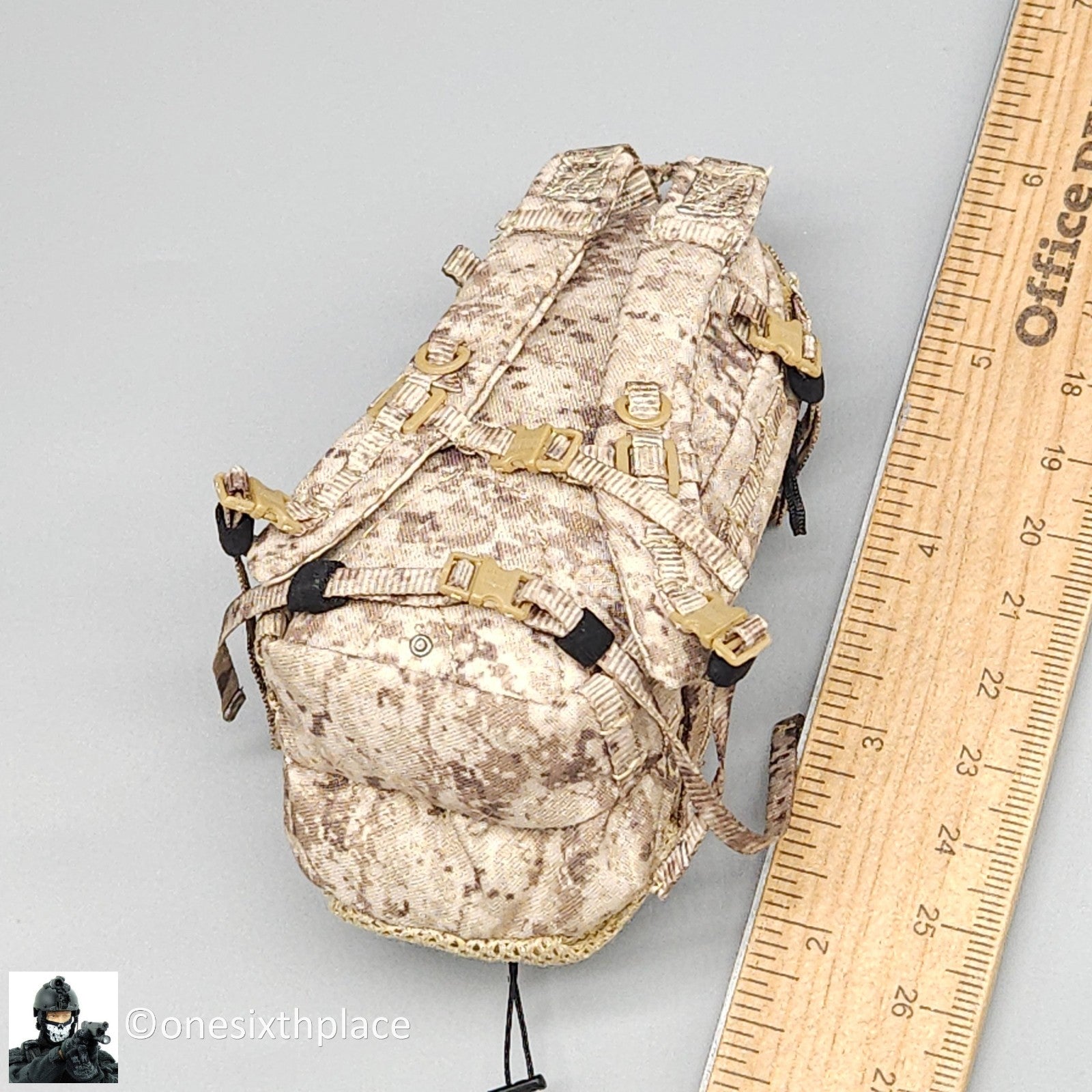 1:6 scale Easy Simple AOR1 Camo Backpack for 12" Figures