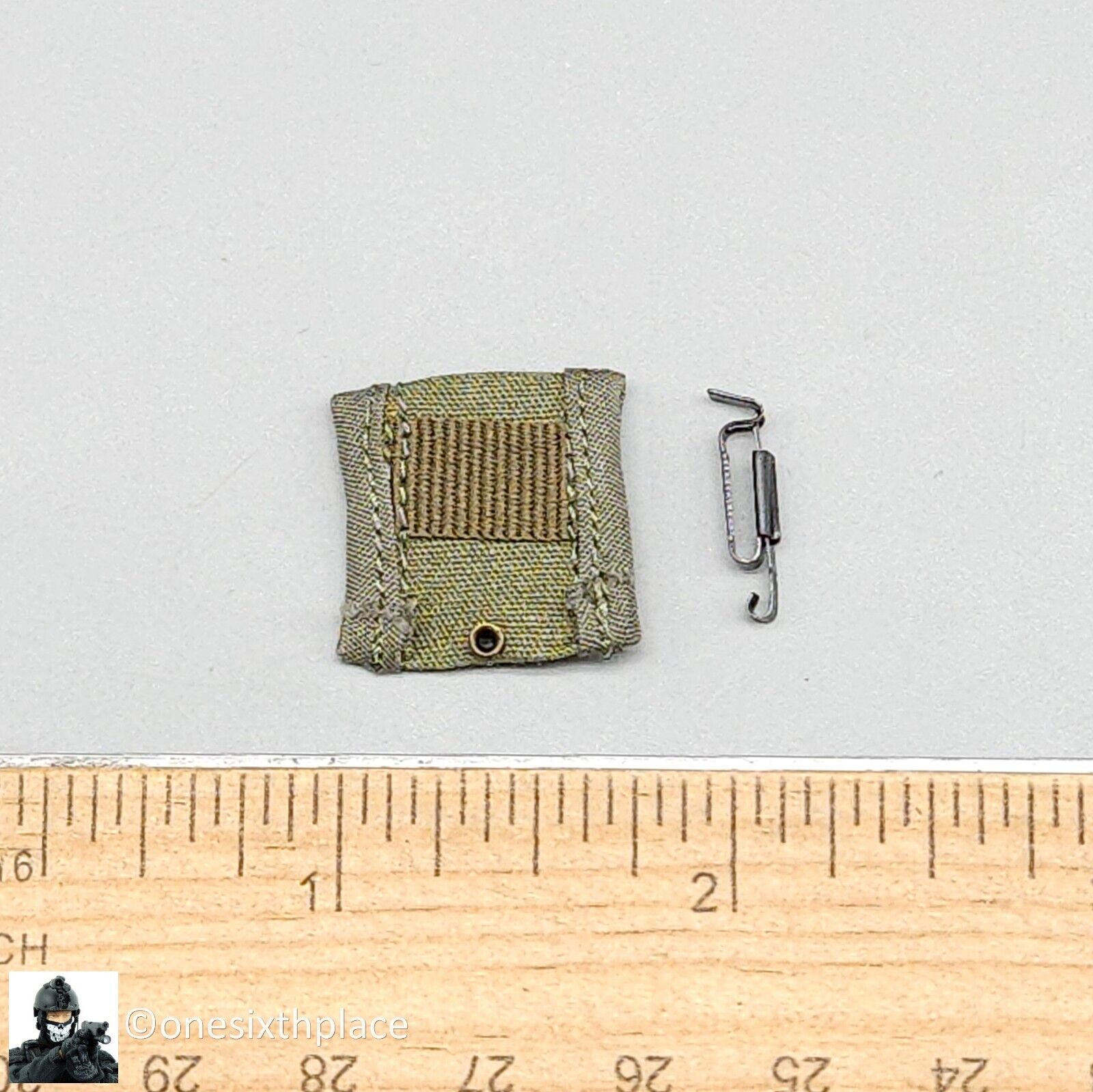 1:6 QO Toys Vietnam US Army Corpsman Compass Pouch w/ Clip for 12" Figures