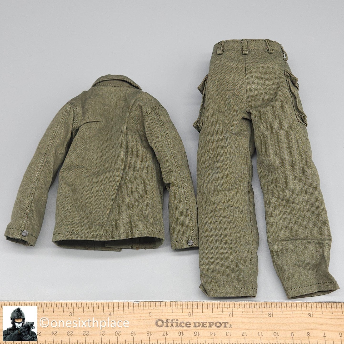 1:6 Scale DiD WWII US 2nd Ranger Battalion Medic Wade HBT Green Uniform