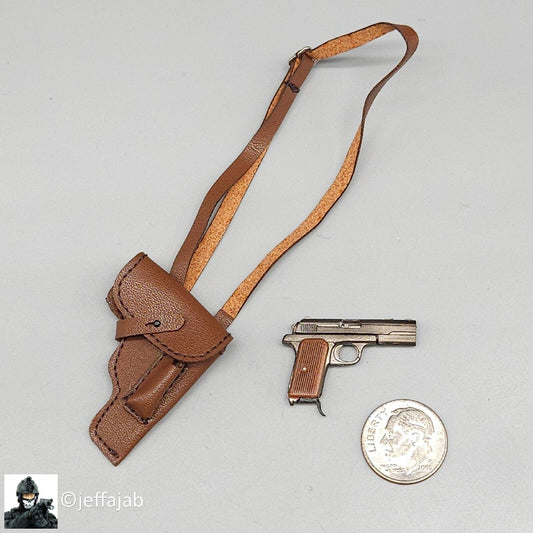 1:6 Flagset Female Red Alert Soviet Tank Lt Galina M37 Pistol w/ Holster