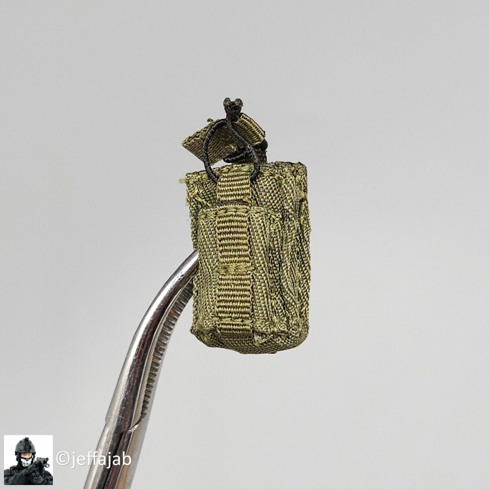 1:6 Soldier Story The Division 2 Agent Brian Johnson Green Pistol Mag Belt Pouch