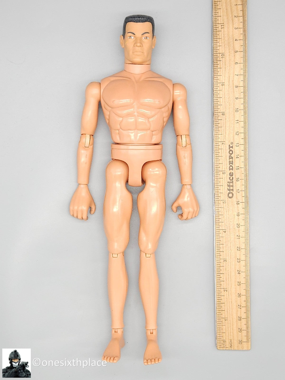 1:6 scale Hasbro GI Joe 1996 Male Body Black Flattop Hair Brown Eyes 12" Figure