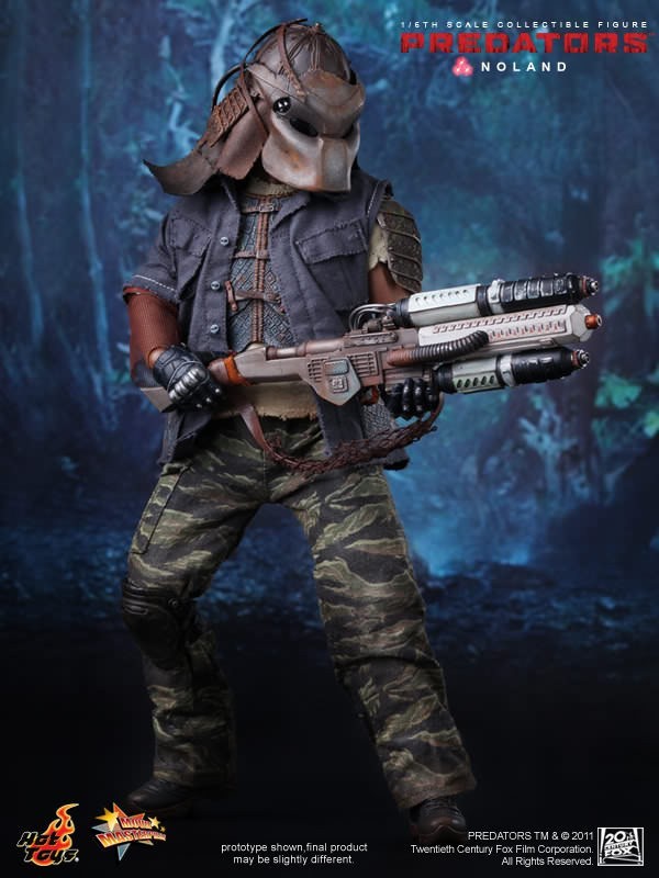 1:6 scale Hot Toys Predators Noland Hard Knuckle Gloved Hands for 12" Figures
