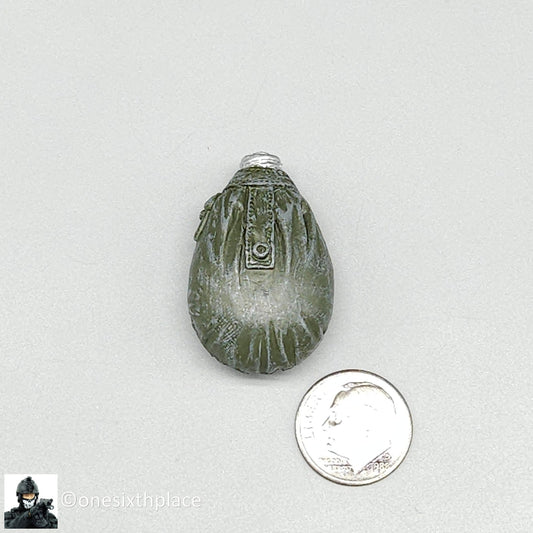 1:6 Dragon WWII Russian Female Sniper Svetlana Canteen for 12" Figures