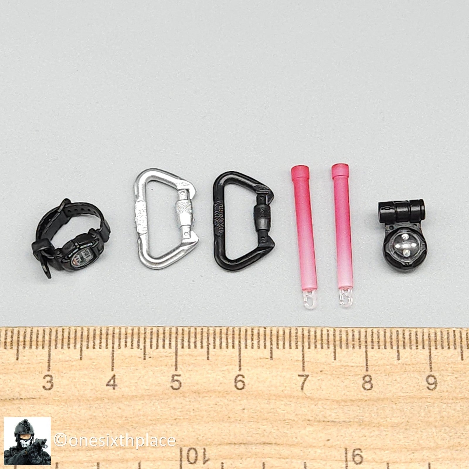 1:6 scale DamToys 75th Ranger Regiment Airborne Watch Carabiner Strobe Set