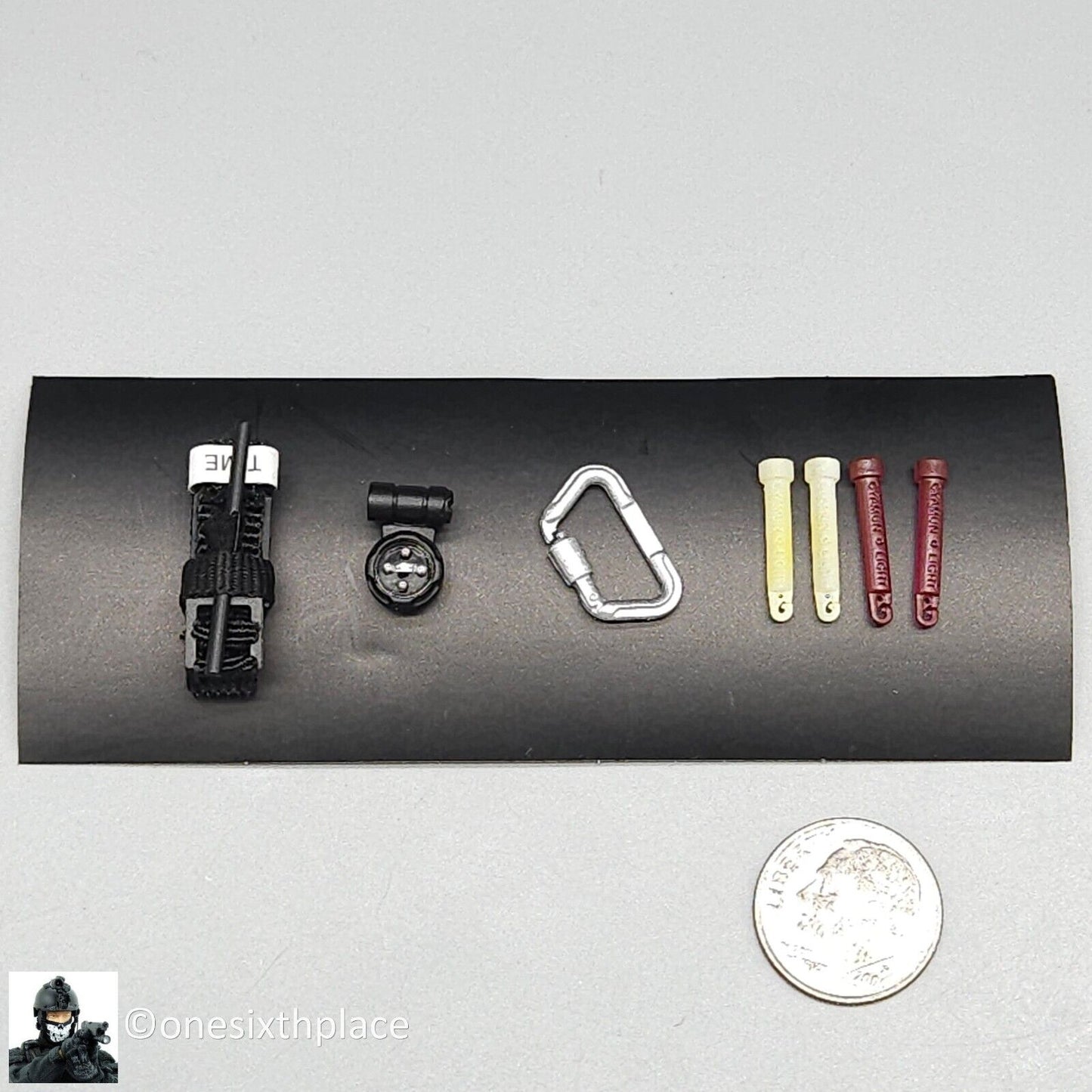 1:6 General's Armoury Bravo 0-6 Countdown Tourniquet Carabiner Strobe Tape Set