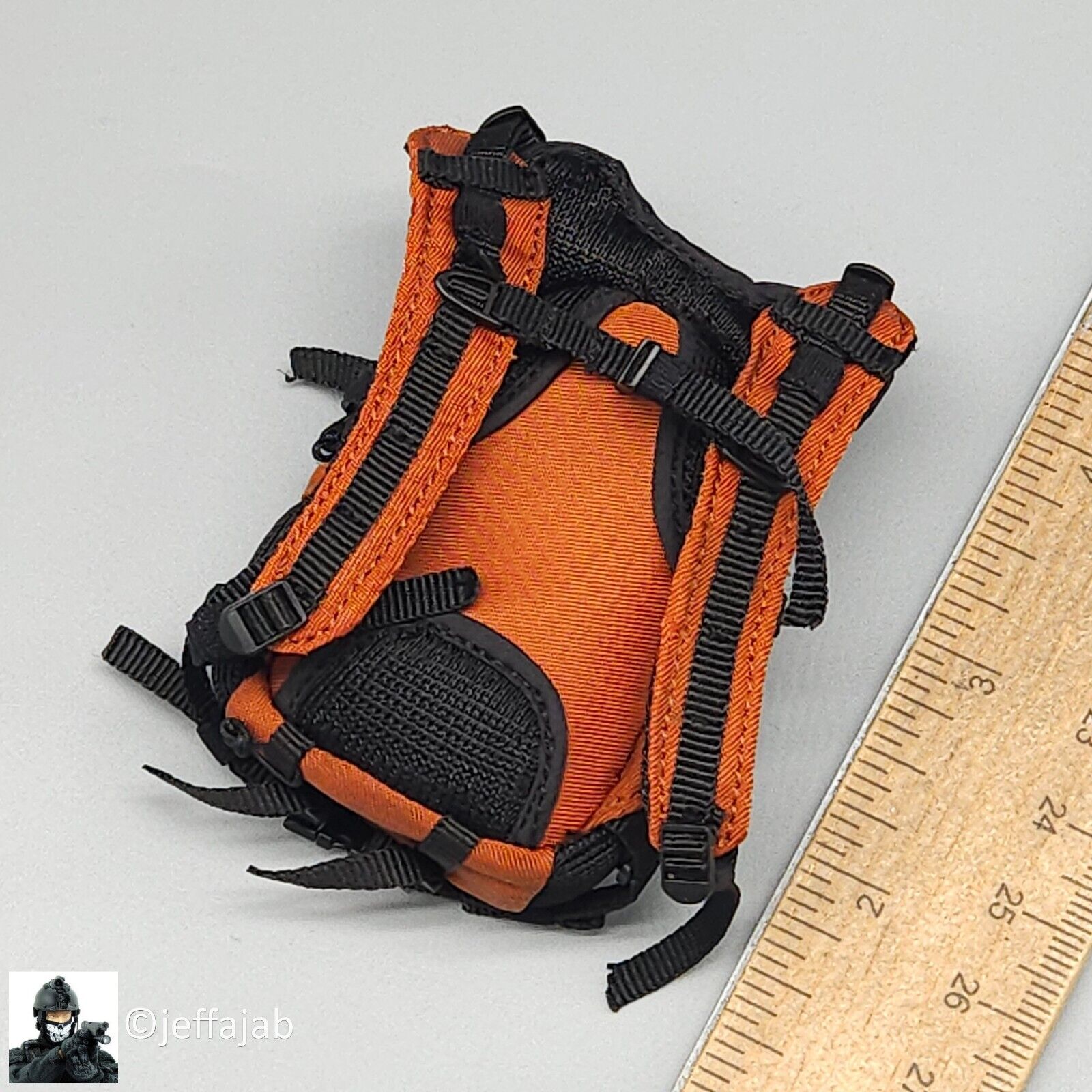 1:6 Soldier Story The Division 2 Agent Caleb Dunne Orange Backpack