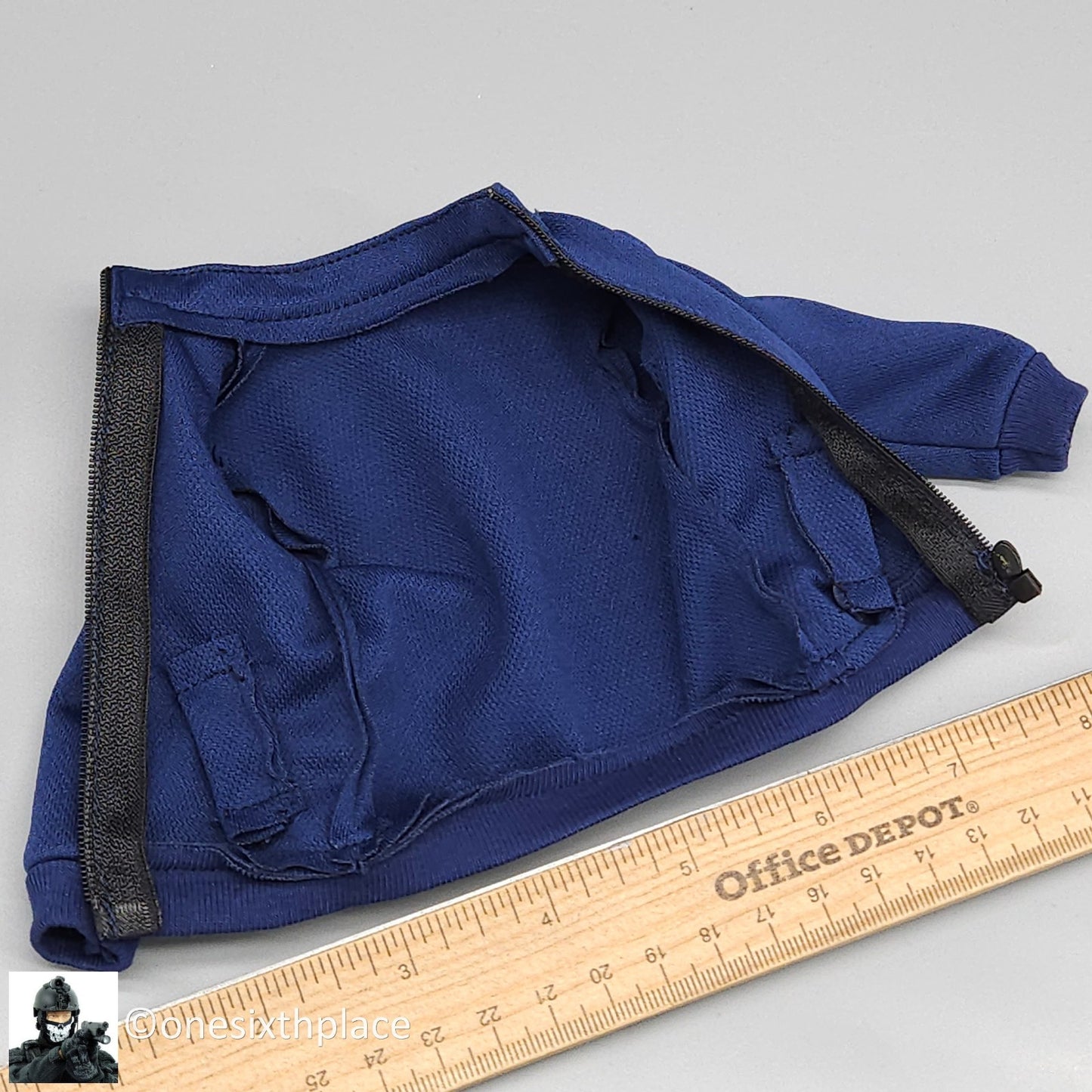 1:6 scale Flagset Serbia Sniper Mens Blue Tracksuit Top for !2" Figures