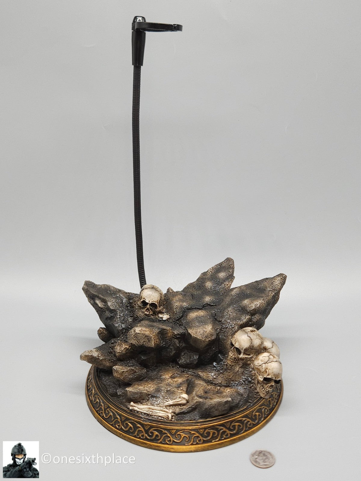 1:6 TBLeague PL2022-202A Hell’s Messenger Golden Display Stand for 12" Figures