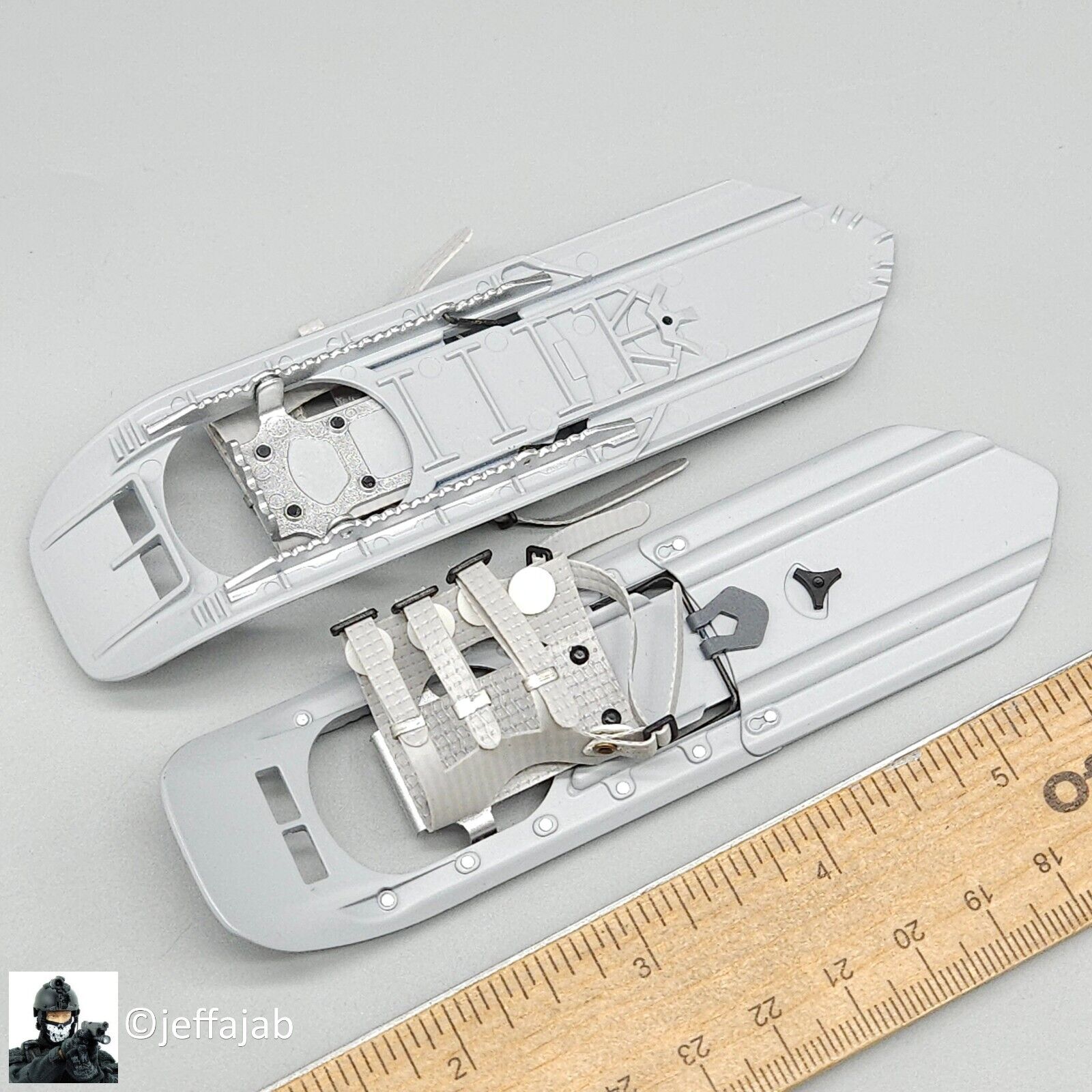 1:6 Easy & Simple Recce Element Winter Hiking Poles & Snowshoes for 12" Figures