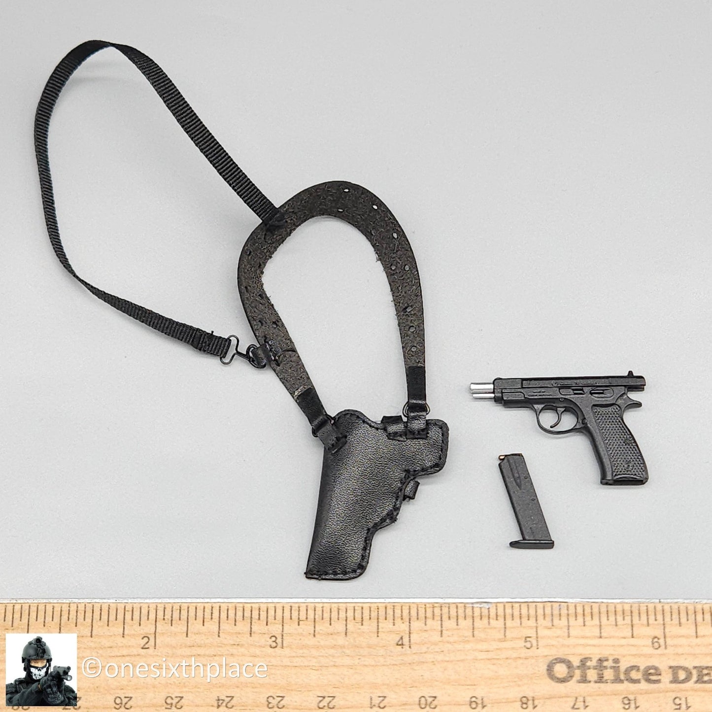 1:6 scale Flagset Serbia Sniper Pistol w/ Shoulder Holster for 12" Figures