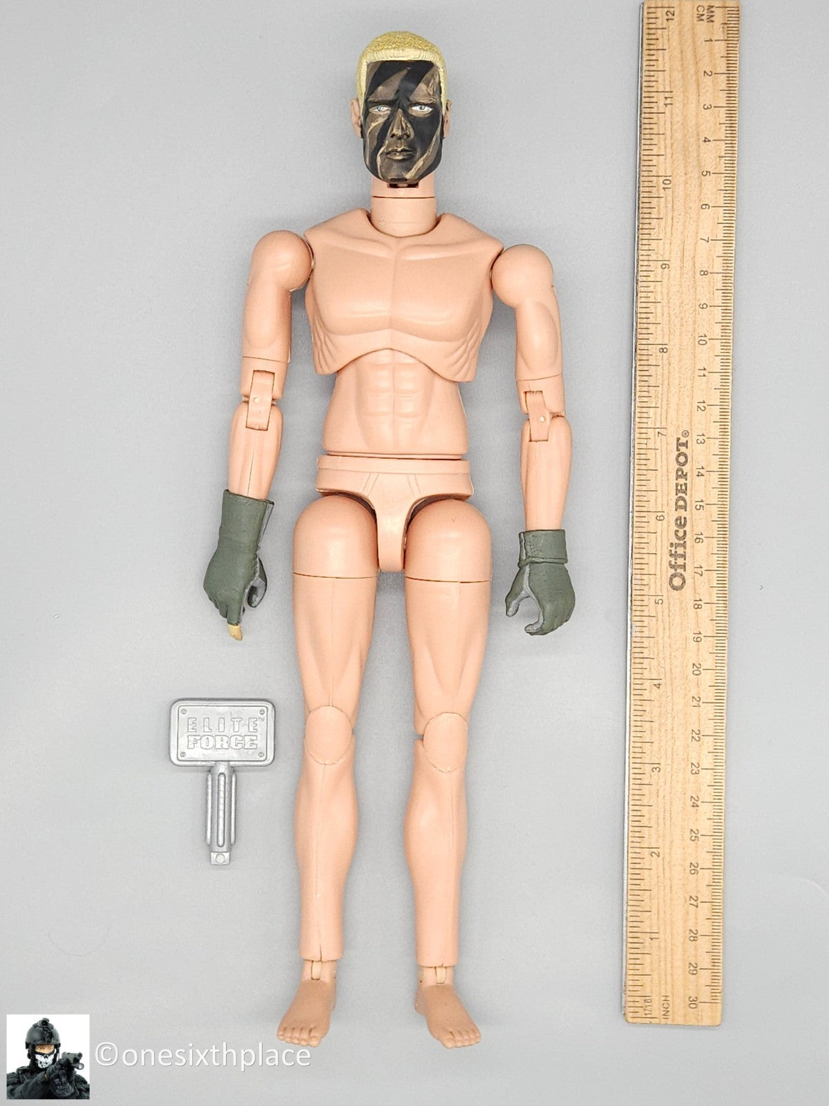 1:6 scale BBI SEAL Team 8 Shark Male G1 Body w/ Camo Head Sculpt for 12" Figures