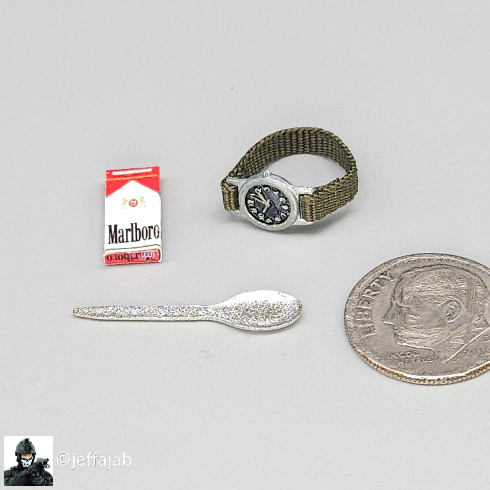 1:6 QO Toys Vietnam 101st Airborne Hamburger Hill Watch Cigarettes Spoon Set