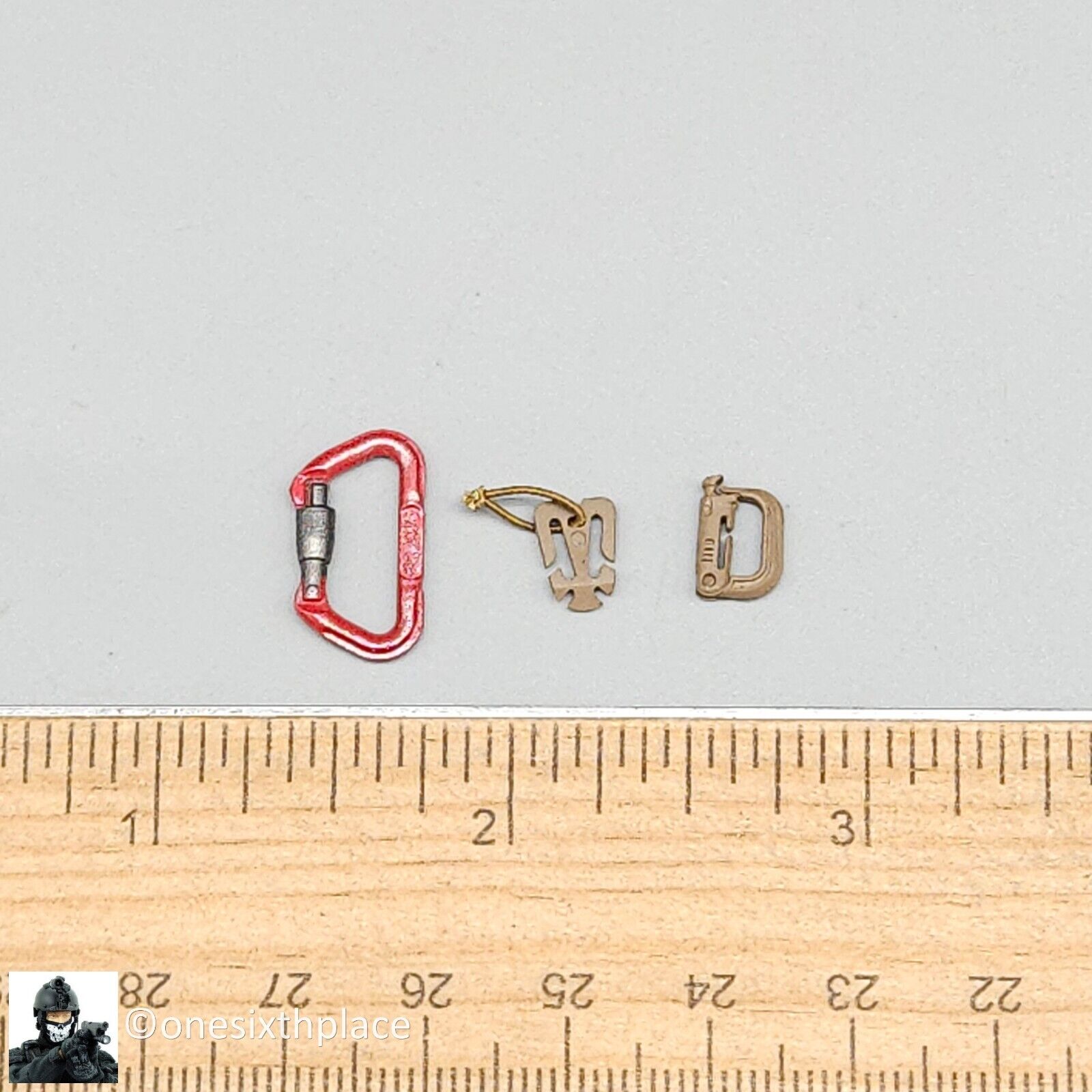 1:6 Soldier Story The Division 2 Agent Heather Ward Carabiner / Web Clip Set