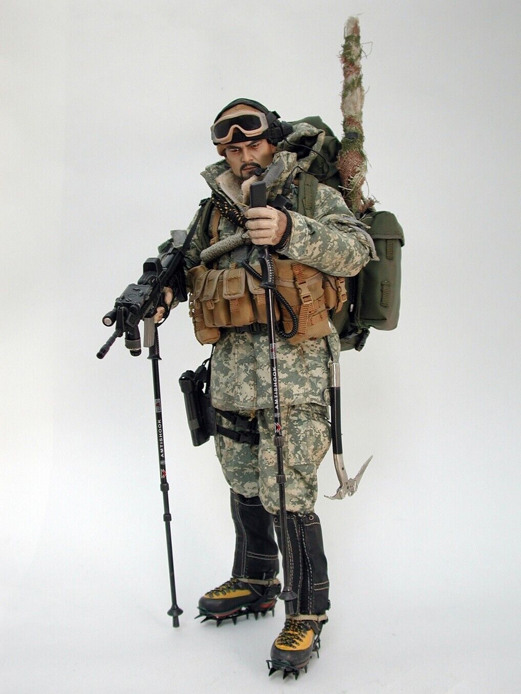 1:6 Hot Toys Special Forces Mountain Ops Sniper Cold Weather Boots  12" Figure
