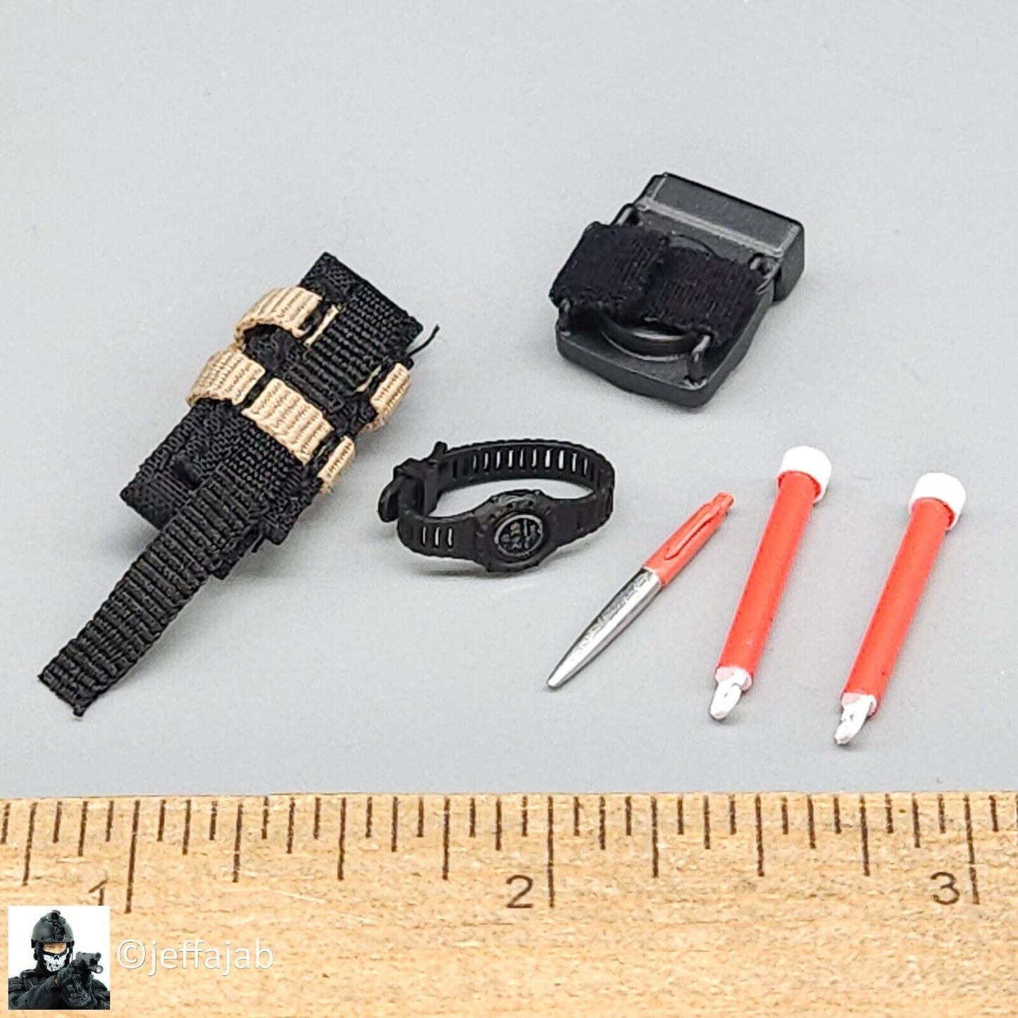 1:6 KSToys Doomsday Guardian Pen Watch Altimeter Tourniquet Set for 12" Figures