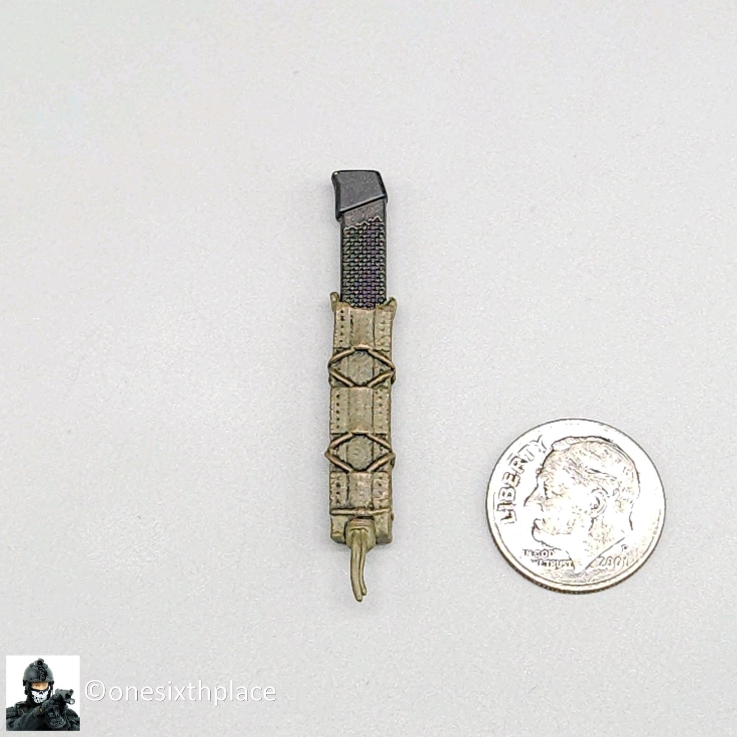 1:6 scale Hot Toys Deadpool 2 Cable Camo Extended Pistol Mag w/ Tan Pouch MMS583