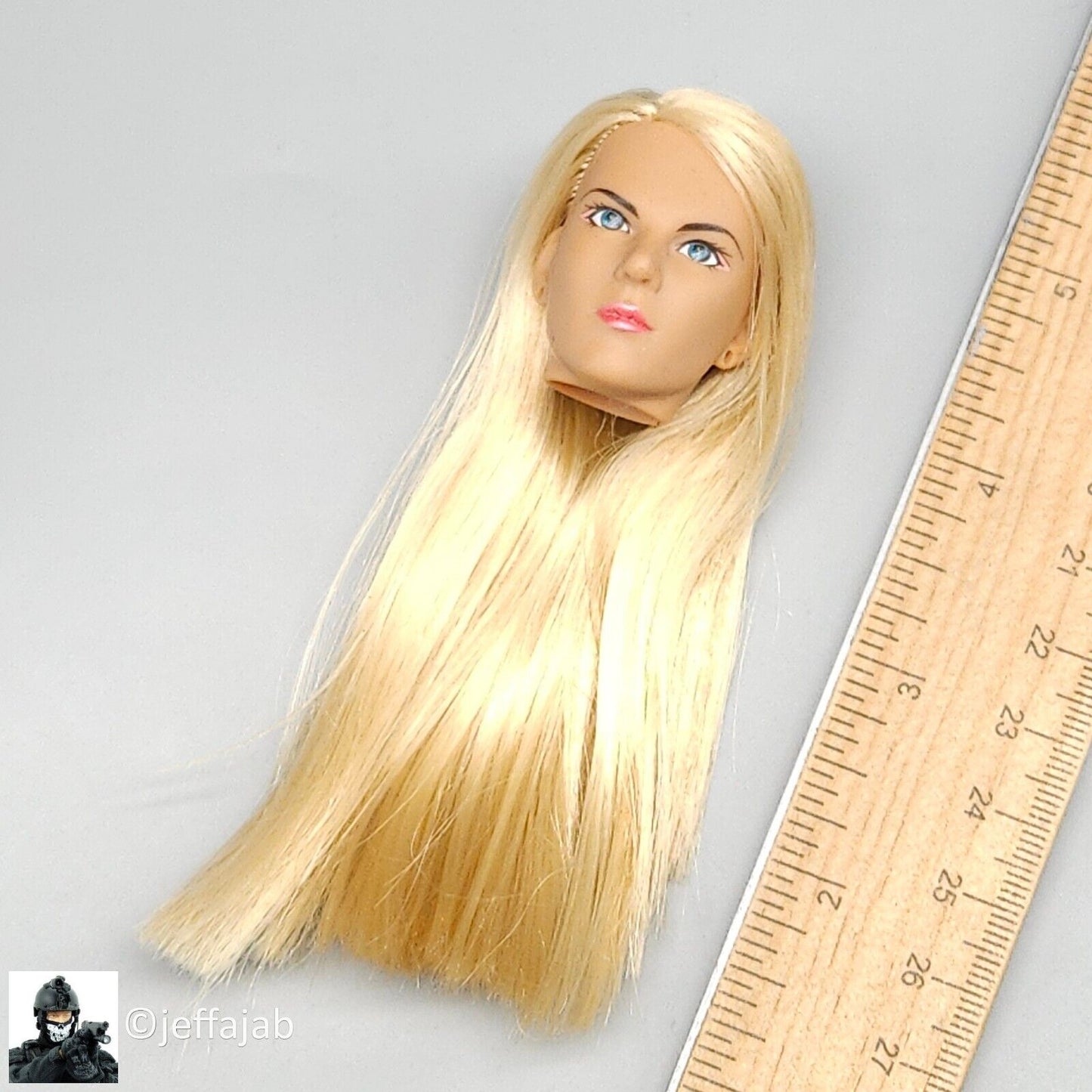1:6 scale BBI Cy Girl Female Long Blond Hair Head Sculpt for 12" Figures Takara