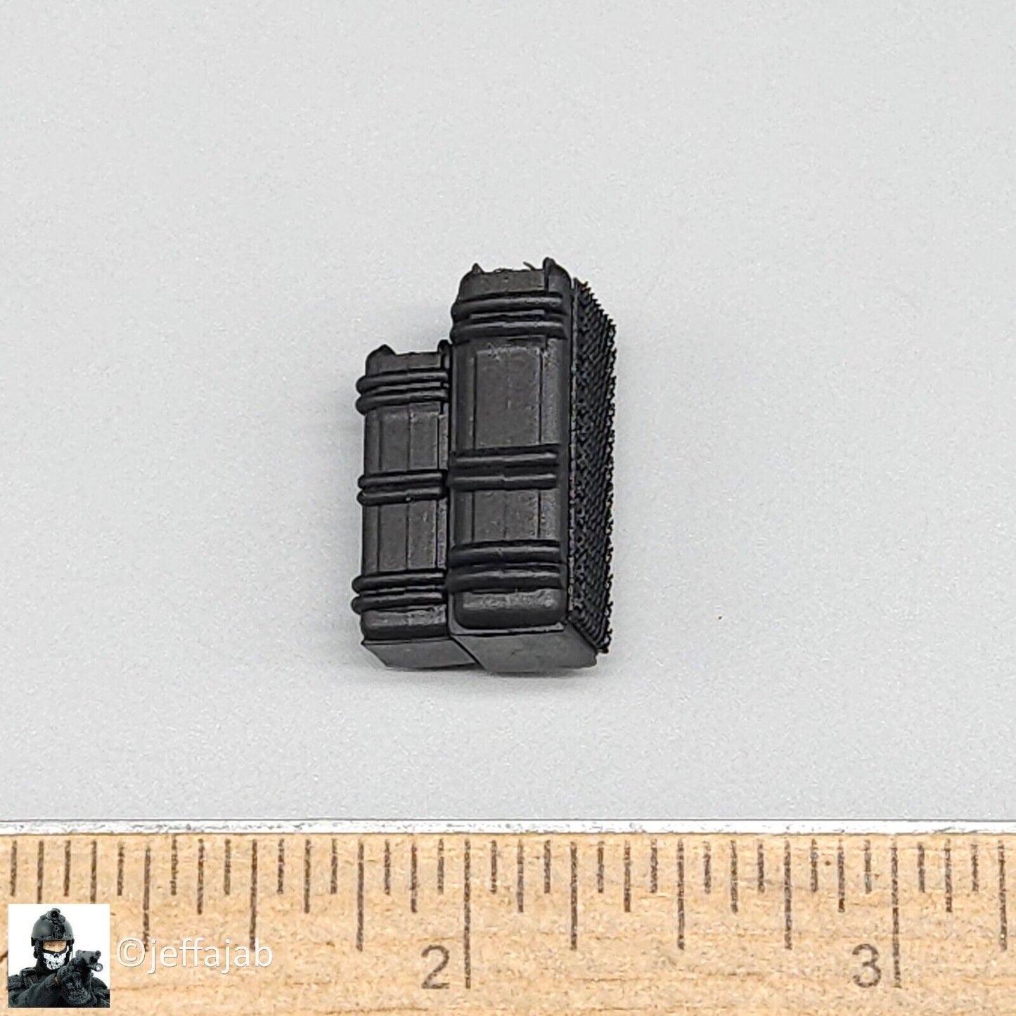 1:6 KSToys Doomsday Guardian Black Fast Rifle/Pistol Ammo Pouch (x1) 12" Figures