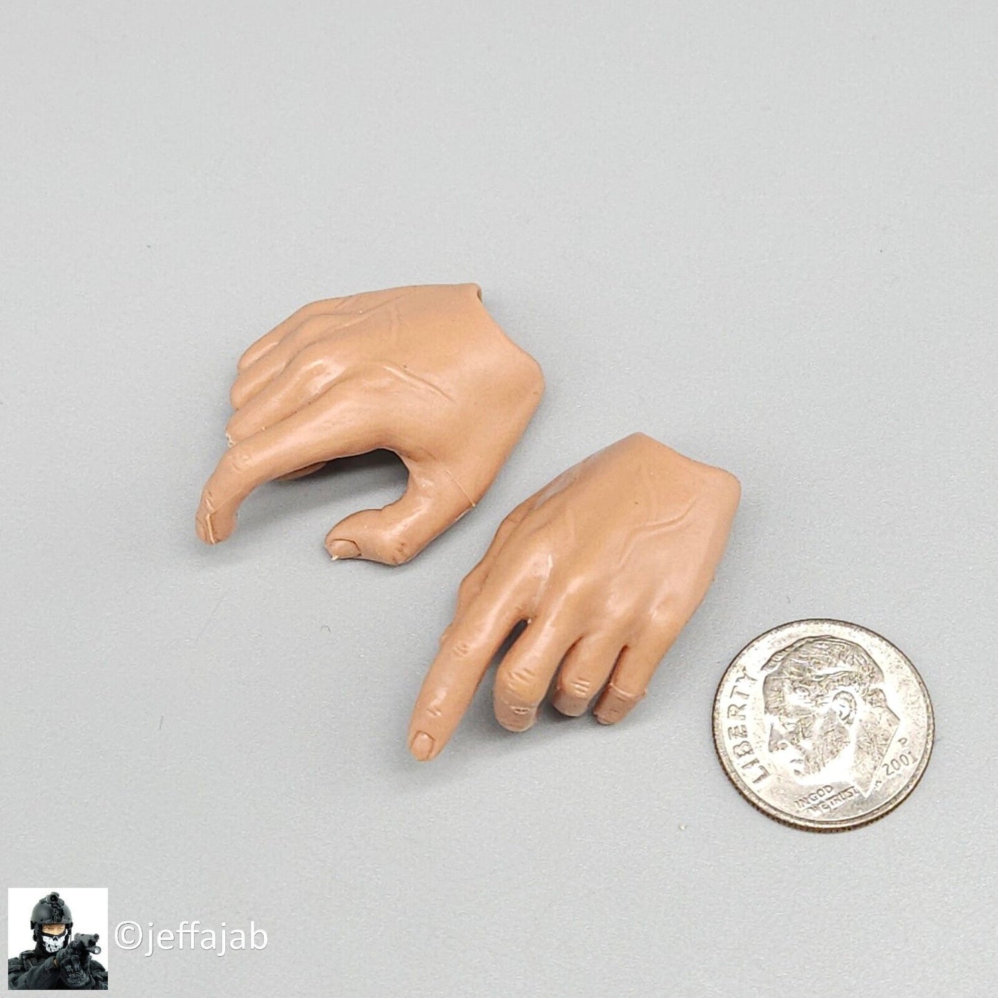 1:6 Hot Toys Style Replacement Male Nude Hands (x2) for 12" Figures