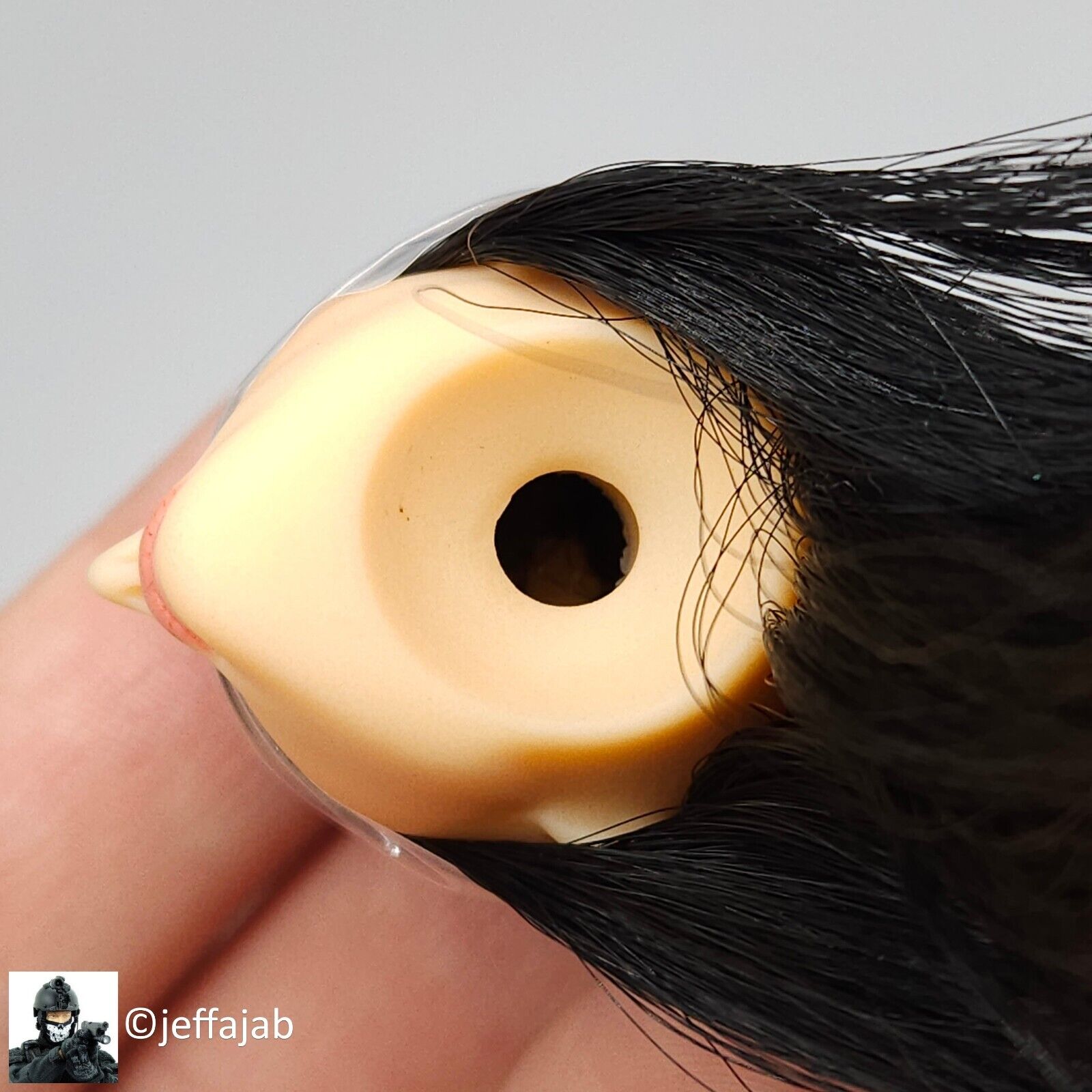 1:6 Triad Toys Otaku 1.2 Brunette Female Head Sculpt for 12" Figures