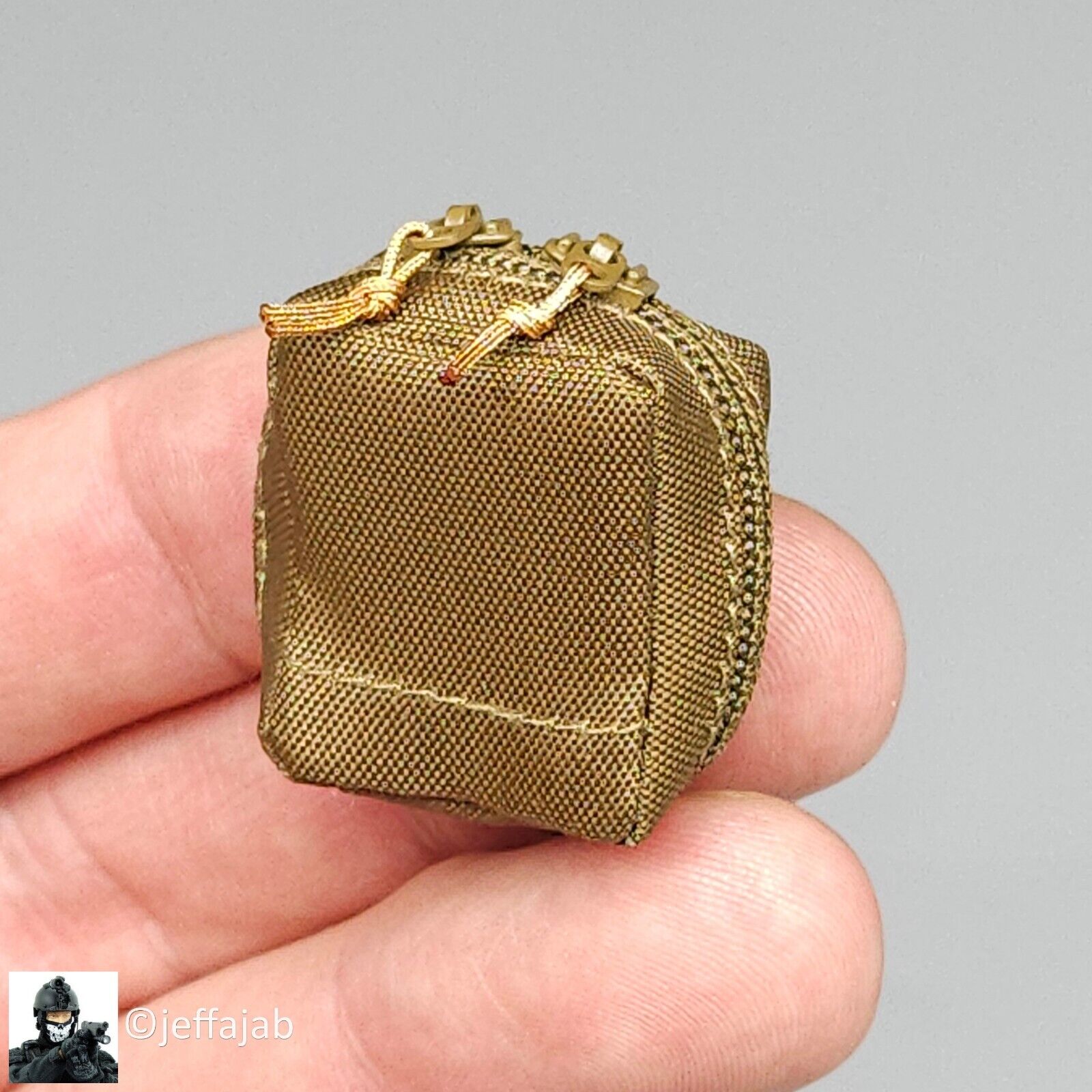 1:6 scale Easy & Simple USMC 26th MEU FSBE2 Medic Pouch for 12" Figures