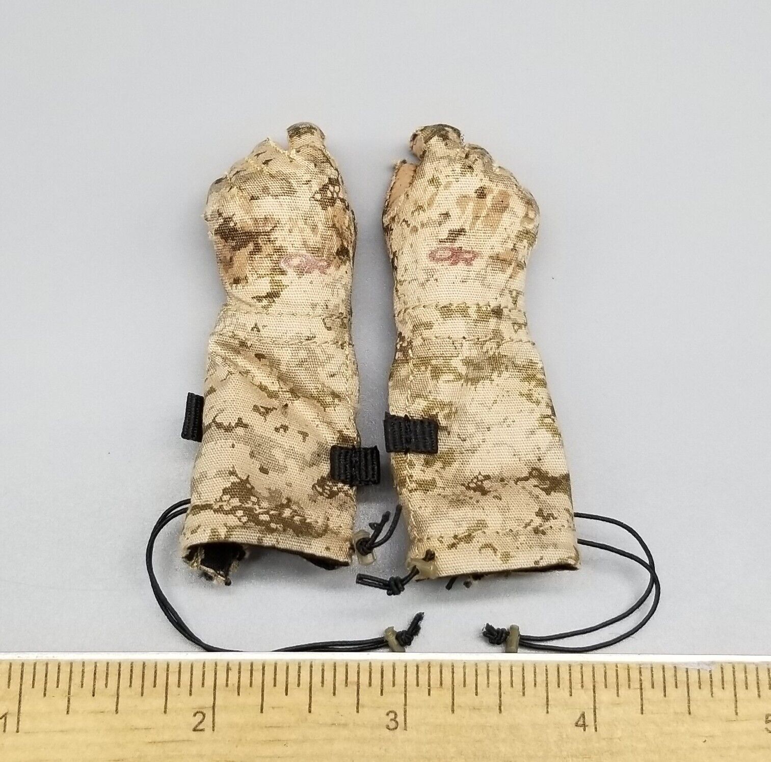 1:6 Easy Simple Recce Element Camo Winter Combat Gloved Hands for 12" Figures