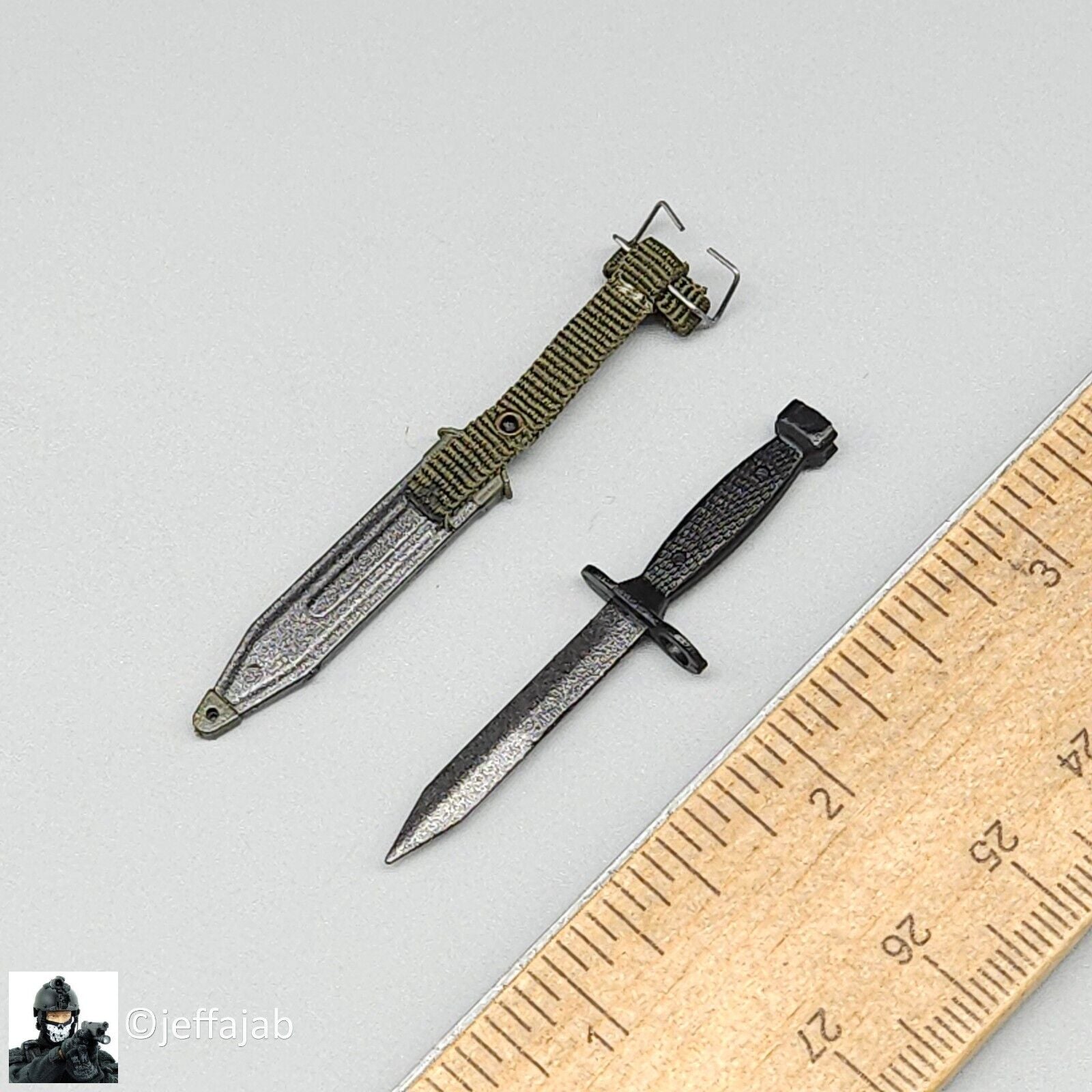 1:6 scale QO Toys Vietnam 101st Airborne Hamburger Hill M6 Bayonet Knife