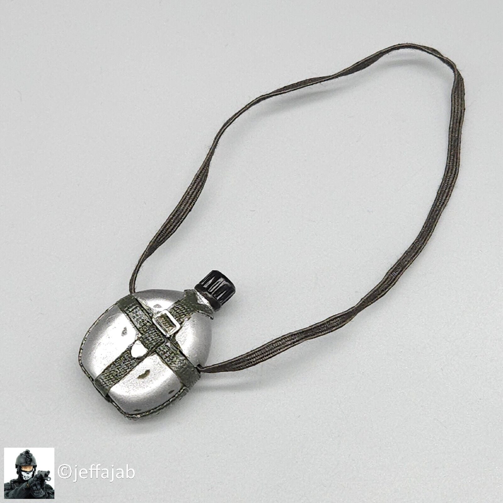 1:6 scale Dragon Vietnam Viet Cong Linh Canteen (Plastic) for 12" Figures