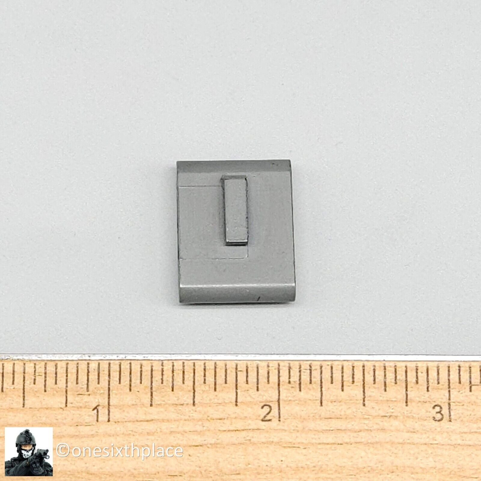 1:6 scale Darkzone Agent Molded Medic Pouch for 12" Figures