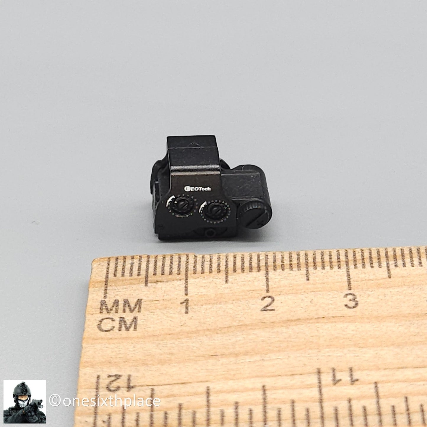 1:6 Easy & Simple Eotech Red Dot Rifle Sight Accessory (Black) for 12" Figures