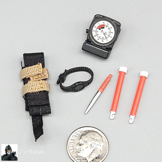 1:6 KSToys Doomsday Guardian Pen Watch Altimeter Tourniquet Set for 12" Figures