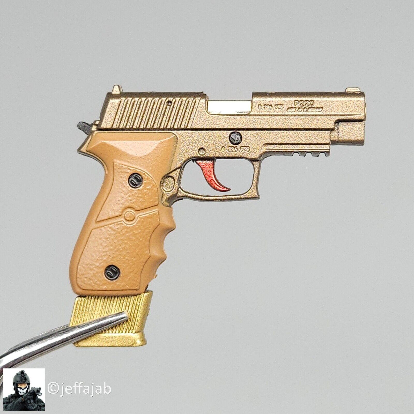 1:6 scale Easy & Simple Doom's Day Coyote Sig Pistol w/ Holster