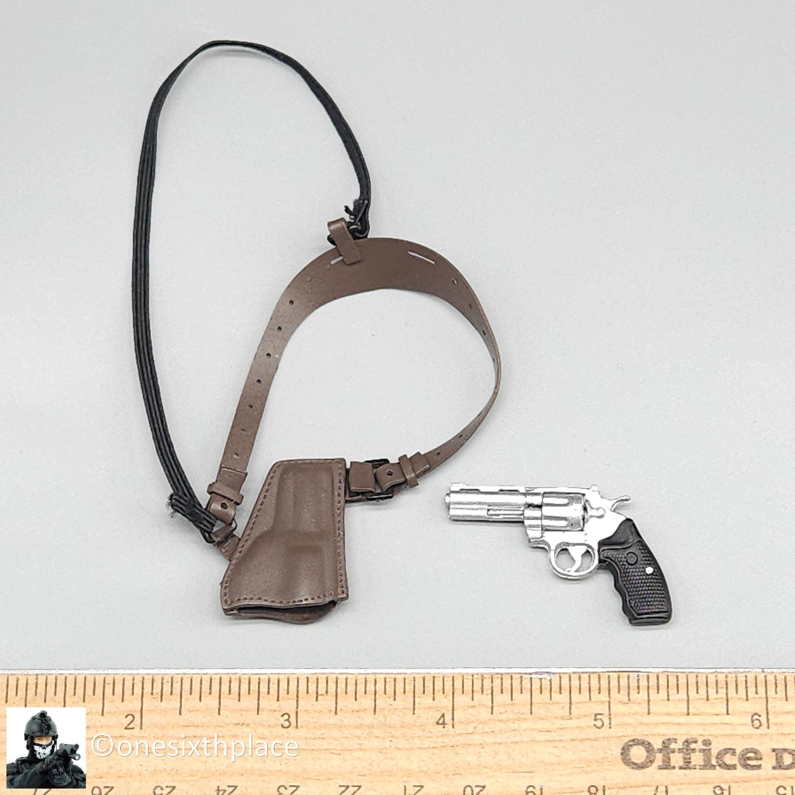 1:6 scale Dragon British SAS Sniper Chris Revolver Pistol w/ Shoulder Holster