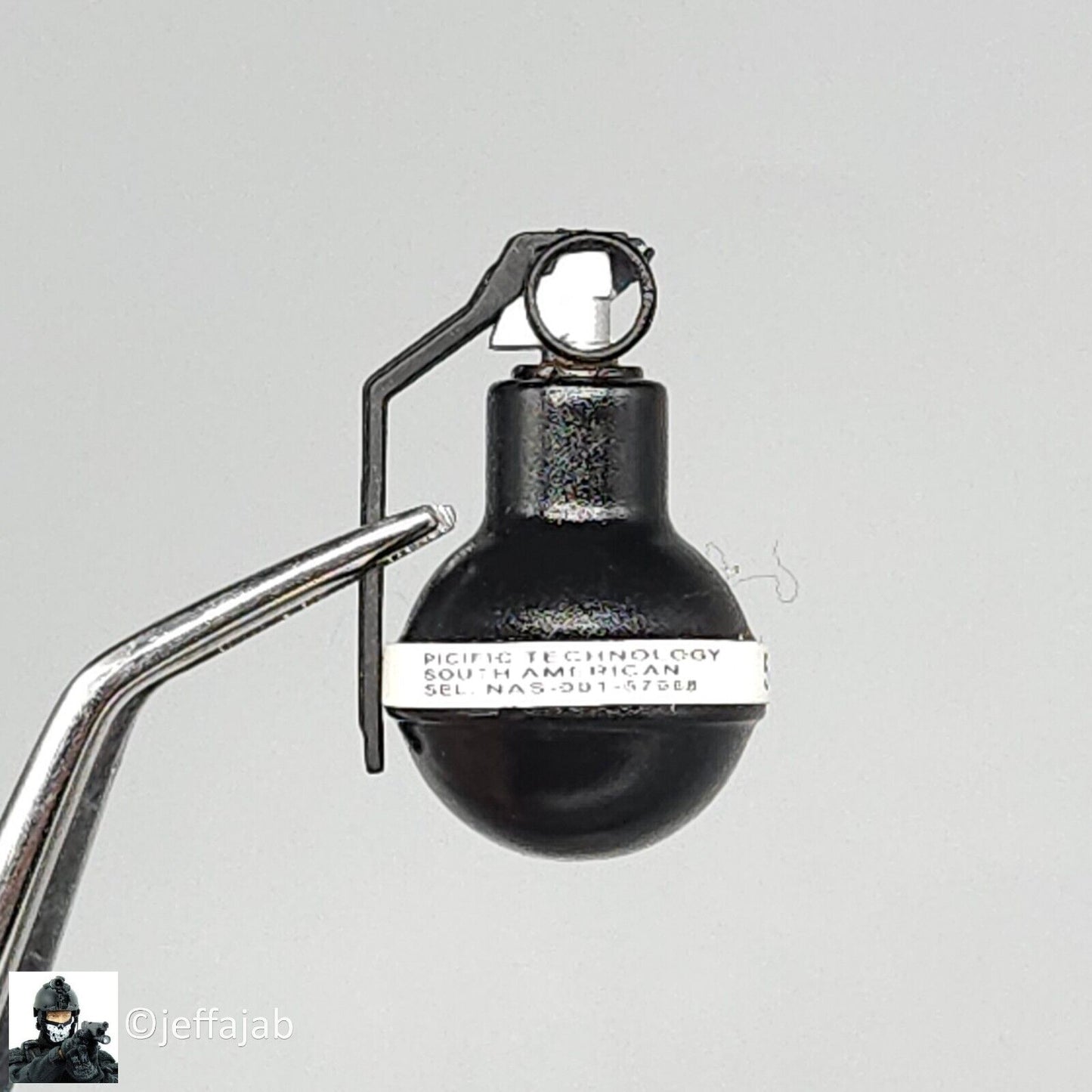 1:6 scale BBI Terminate Lucifer Plastic 519CS Grenade for 12" Figures BHD