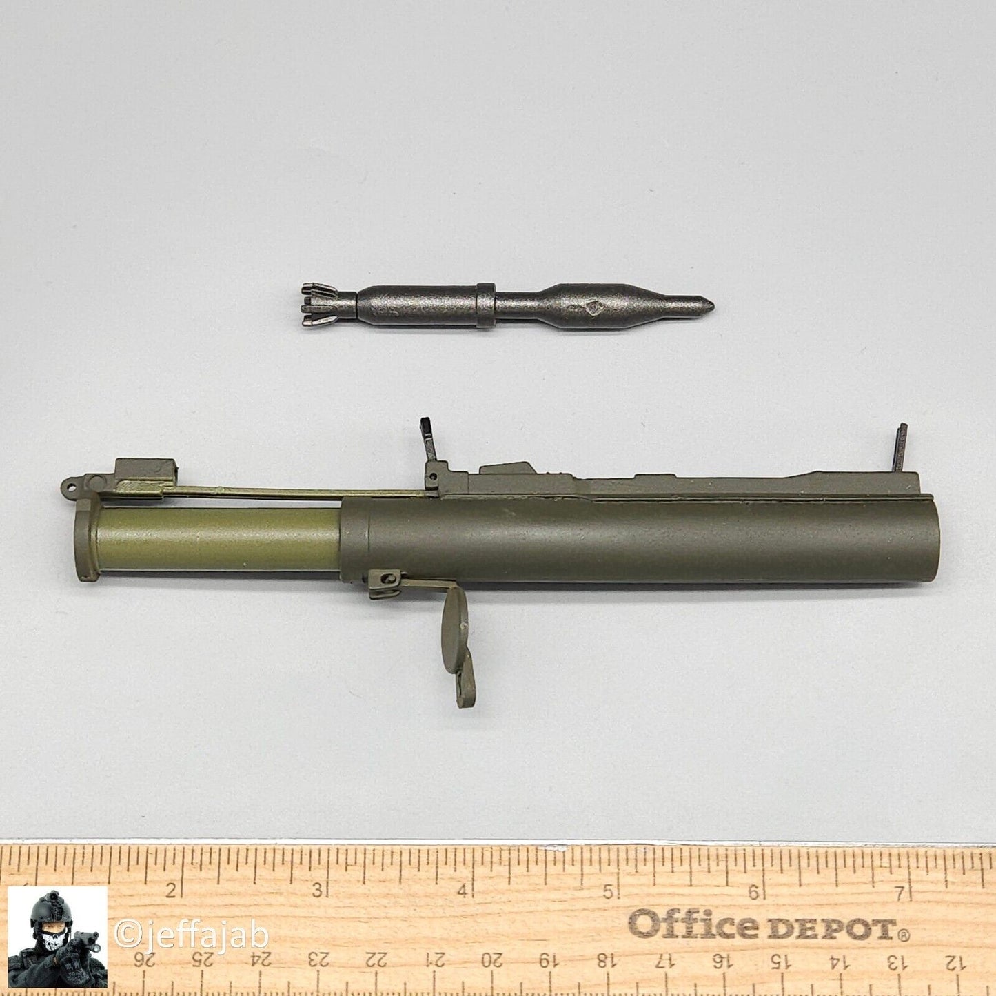 1:6 scale Vietnam US M72 LAW Rocket Launcher for 12" Figures