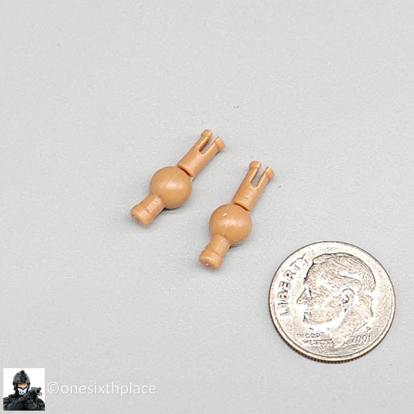 1:6 Hot Toys TrueType Cuban American Female Wrist Pegs for 12" Figures