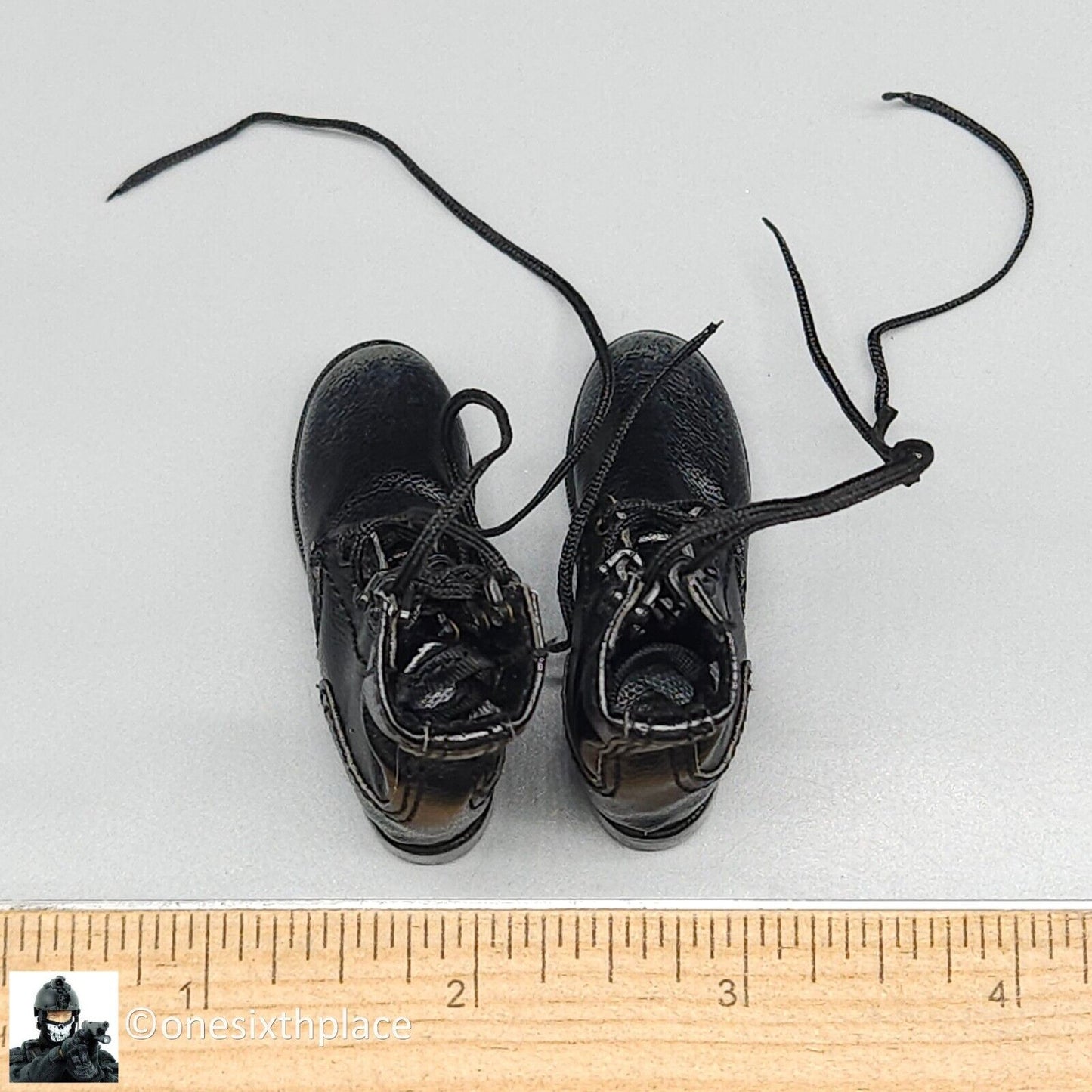 1/6 scale DamToys USMC Crews Speed Lace Combat Boots (Foot Type) for 12" Figure