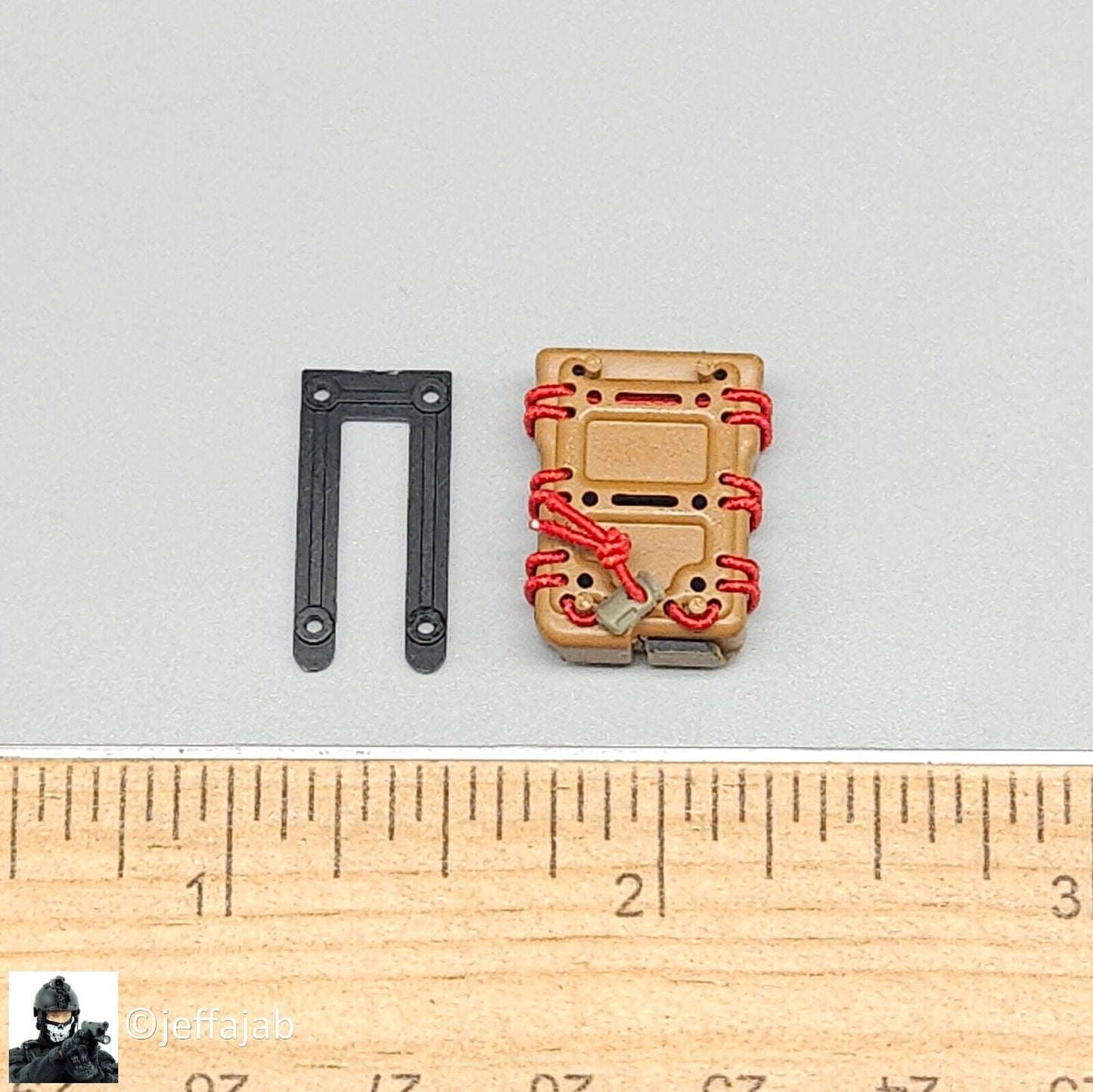 1:6 scale Easy & Simple Doom's Set Coyote Rifle Mag Pouch (x1) for 12" Figure