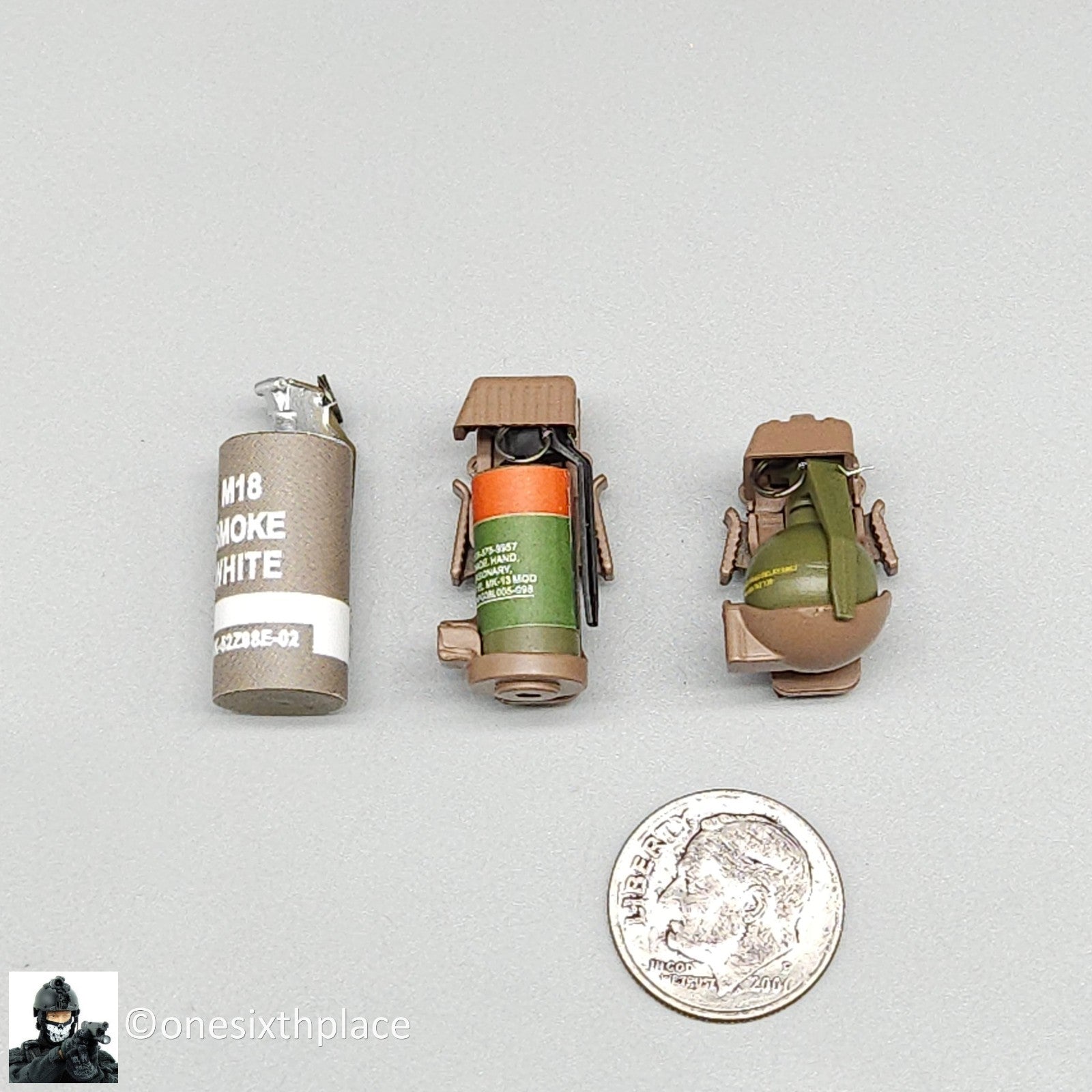 1:6 scale Easy & Simple Coalition Forces Smoke Grenade Trigger Pouch Set 26065RA
