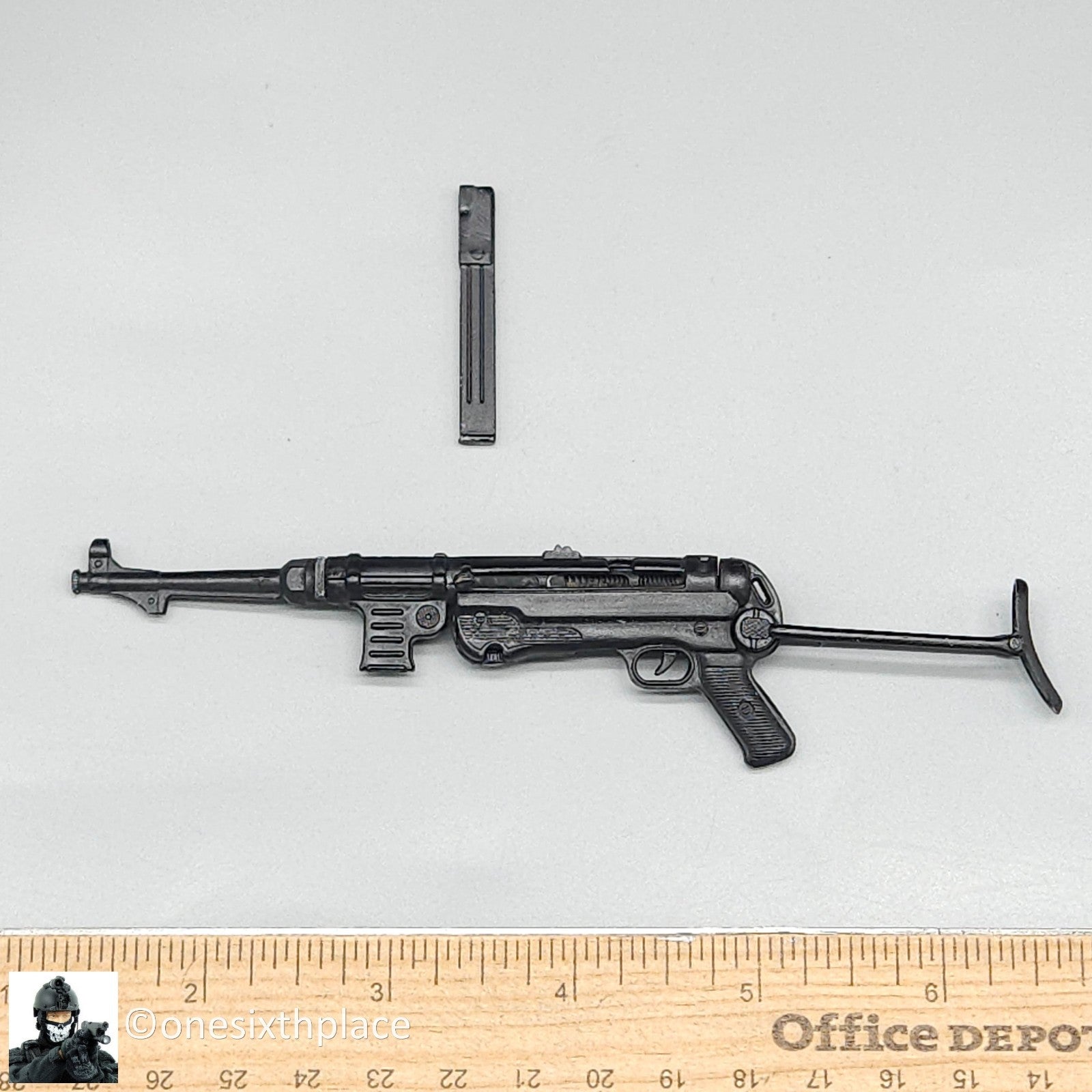1:6 scale DiD WWII German Metal MP40 Submachine Gun for 12" Figures