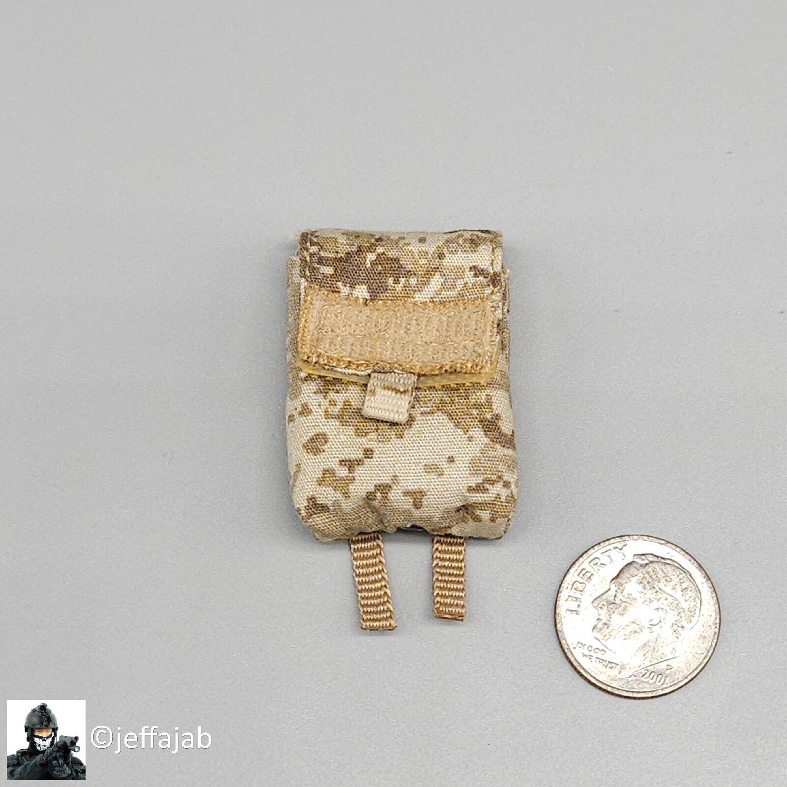 1:6 Soldier Story AOR1 Camo Medium Hydration Utility Pouch for 12" Figures