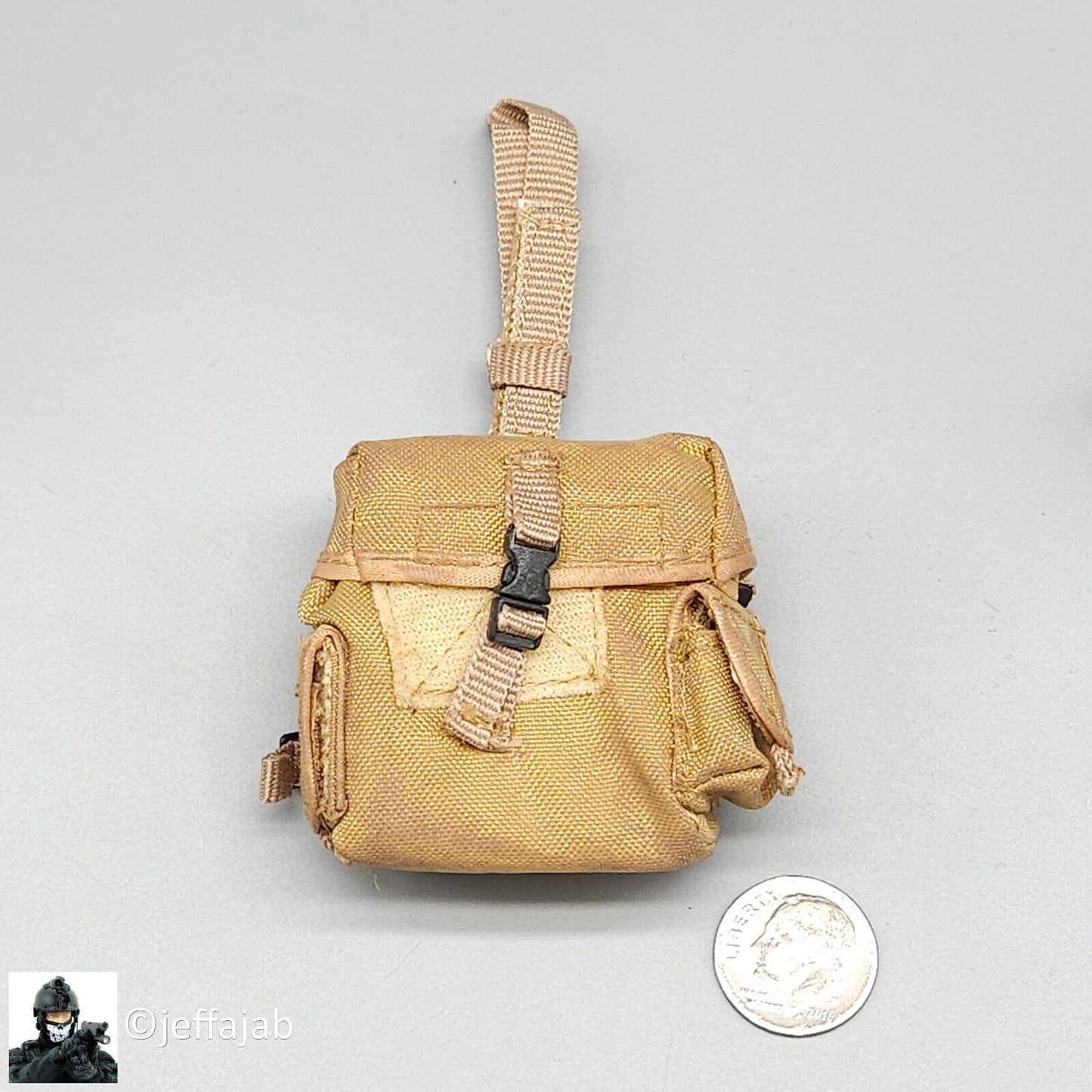 1:6 Hot Toys USMC Operation Iraqi Freedom Sniper Gas Mask Pouch for 12" Figures