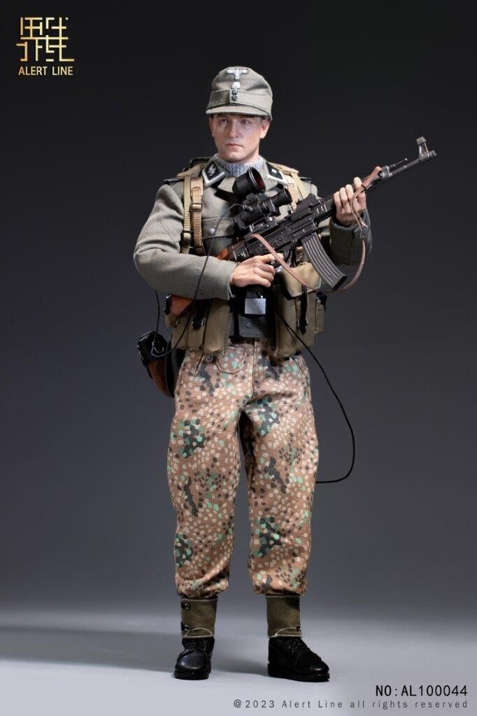 1:6 scale Alert Line WWII German Waffen SS Soldier 12" Figure 100044