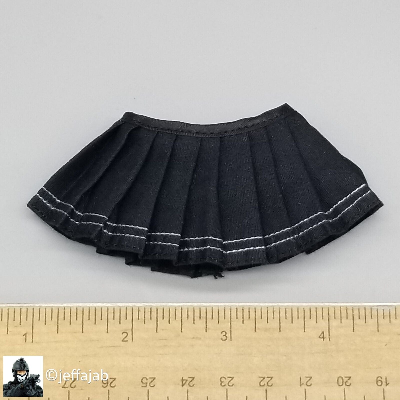 1:6 Flagset School Girl Han MeiMei Female Black Pleated Skirt for 12" Figures