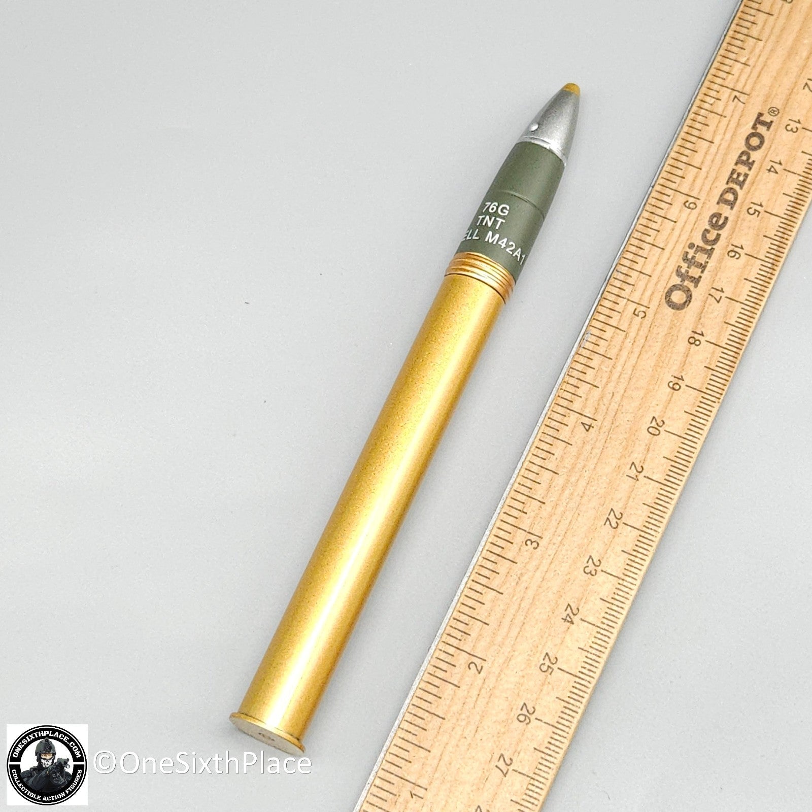 1:6 scale WWII US 2nd Armored Div Tank Loader "Coon Ass" Metal 76mm Round