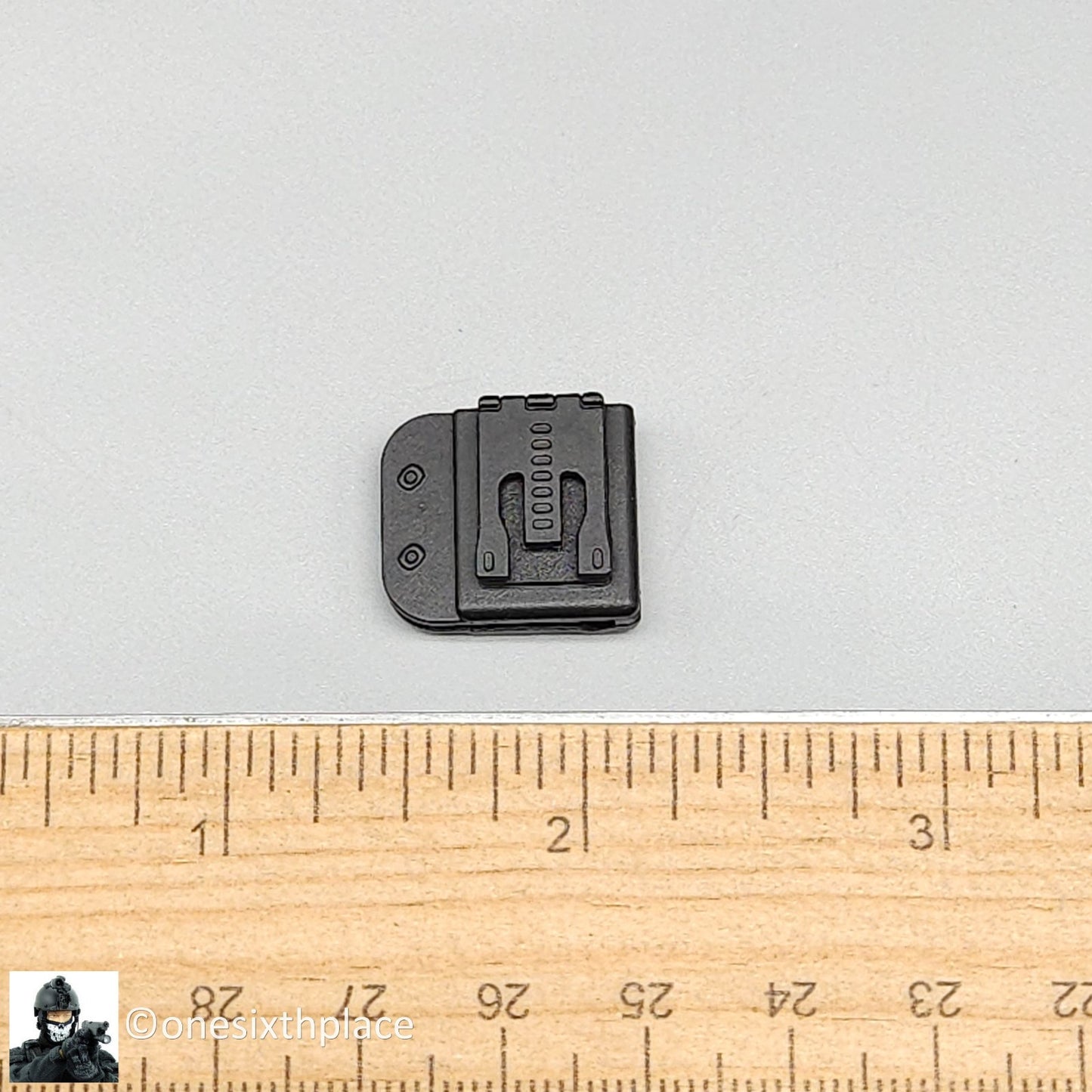 1:6 scale Easy & Simple Coalition Forces 5.56 Single Mag Pouch 26065RA